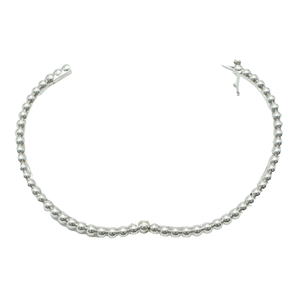 Van Cleef & Arpels Perlee Pearls White Gold Bracelet Size
Van Cleef & Arpels Perlee Pearls White Gold Bracelet Size