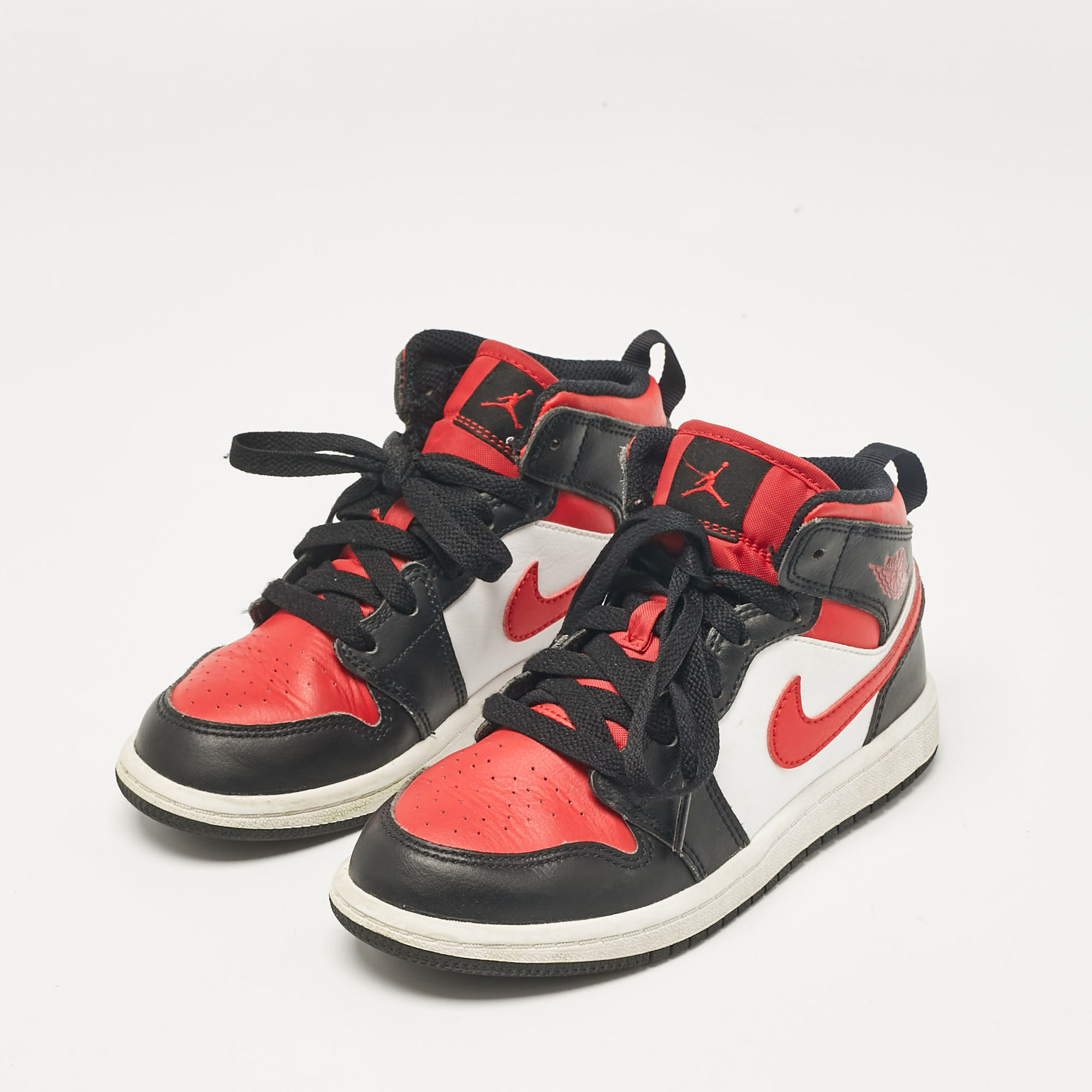 Air Jordans Tricolor Leather Jordan 1 Mid PS Black Fire Red Sneakers Size 31 (kids)