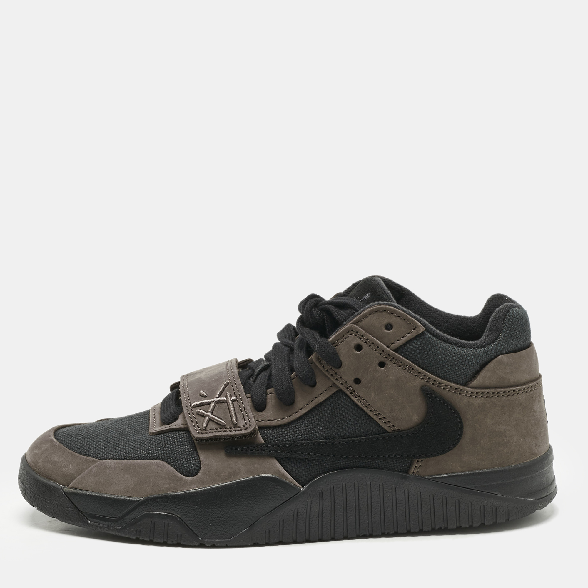 Air Jordans Brown/Black Suede and Canvas Jordan Jumpman Jack TR Travis Scott Dark Mocha Sneakers Size 42
Air Jordans Brown/Black Suede and Canvas Jordan Jumpman Jack TR Travis Scott Dark Mocha Sneakers Size 42