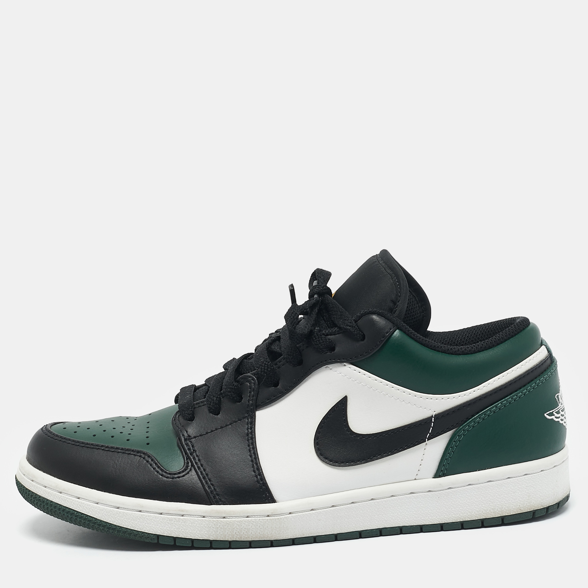 Air Jordans Green/Black Leather Air Jordan 1 Low Top Sneakers Size 42
Air Jordans Green/Black Leather Air Jordan 1 Low Top Sneakers Size 42
