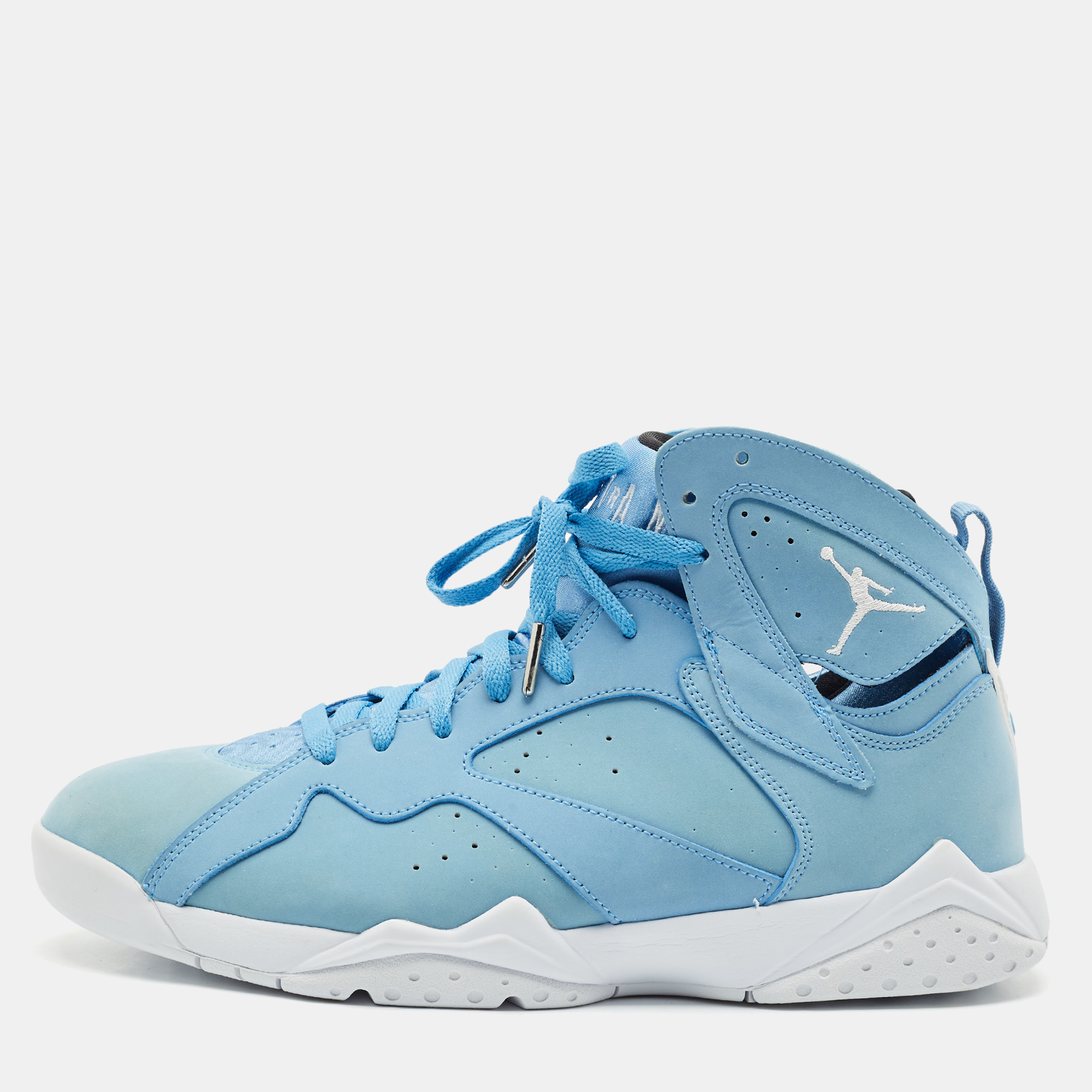 Air Jordans Blue Durabuck Leather Jordan 7 Retro Pantone Sneakers Size 45.5
Air Jordans Blue Durabuck Leather Jordan 7 Retro Pantone Sneakers Size 45.5