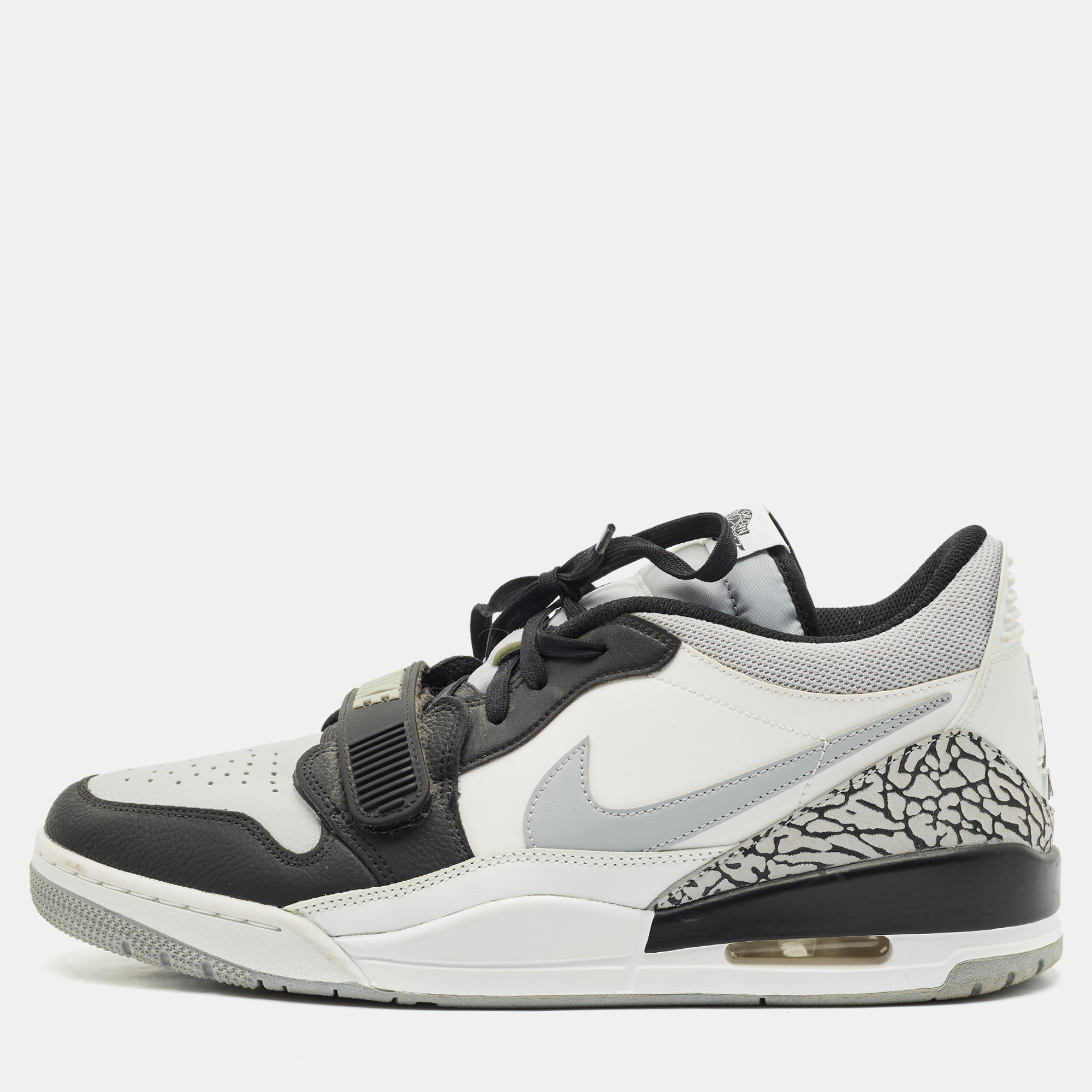 Air Jordans Multicolor Fabric and Leather Jordan Legacy 312 Olympic Lace Up Sneakers Size
Air Jordans Multicolor Fabric and Leather Jordan Legacy 312 Olympic Lace Up Sneakers Size