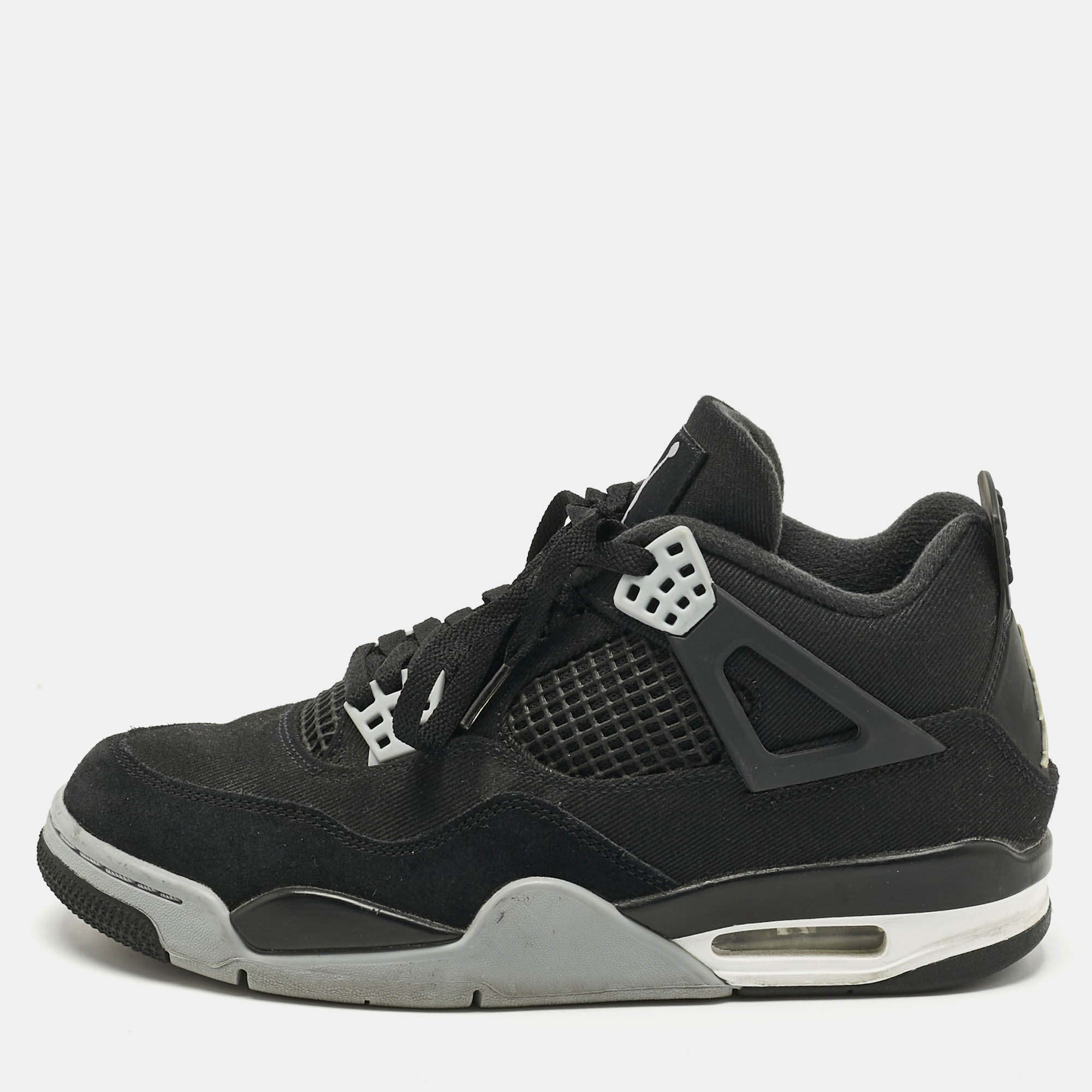 Air Jordans Black Canvas and Suede Jordan 4 Retro SE Black Sneakers Size 41
Air Jordans Black Canvas and Suede Jordan 4 Retro SE Black Sneakers Size 41