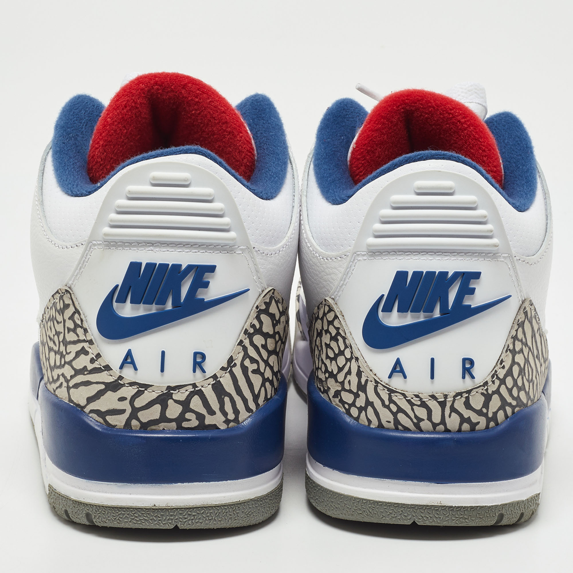 Air Jordans White/Blue Leather Jordan 3 Retro OG True Blue Sneakers Size 41