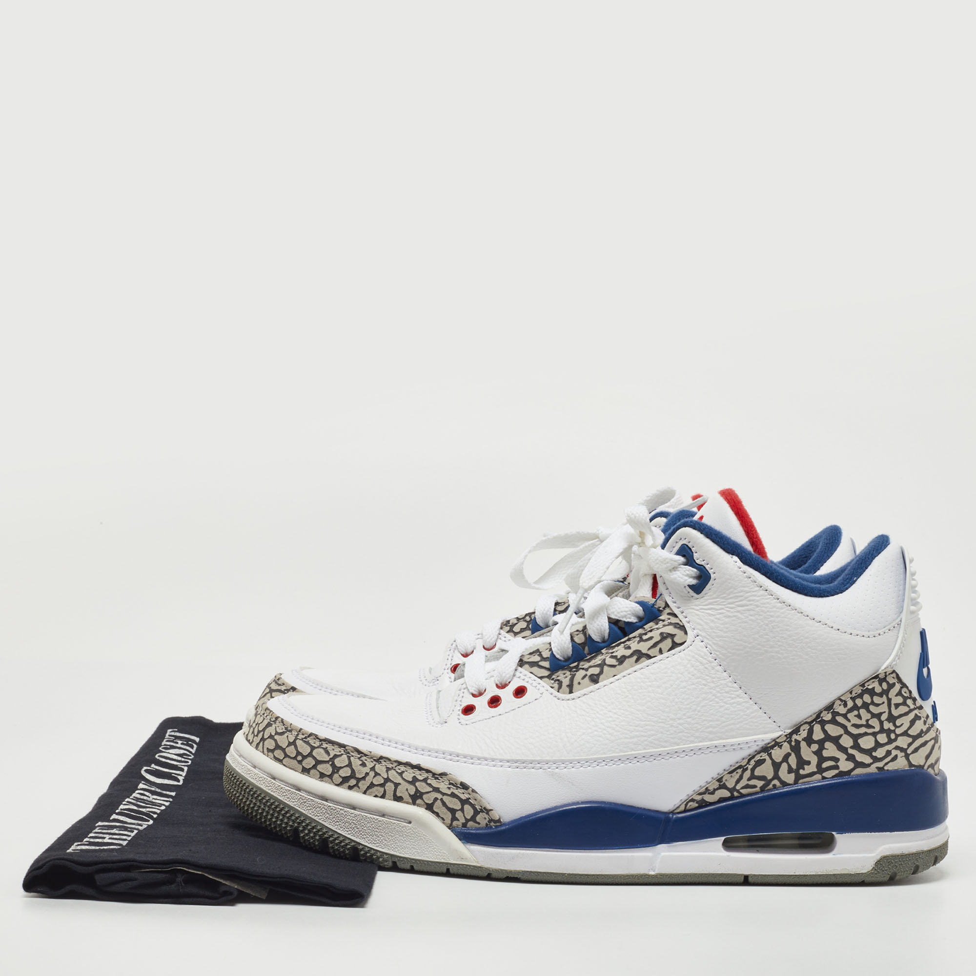 Air Jordans White/Blue Leather Jordan 3 Retro OG True Blue Sneakers Size 41