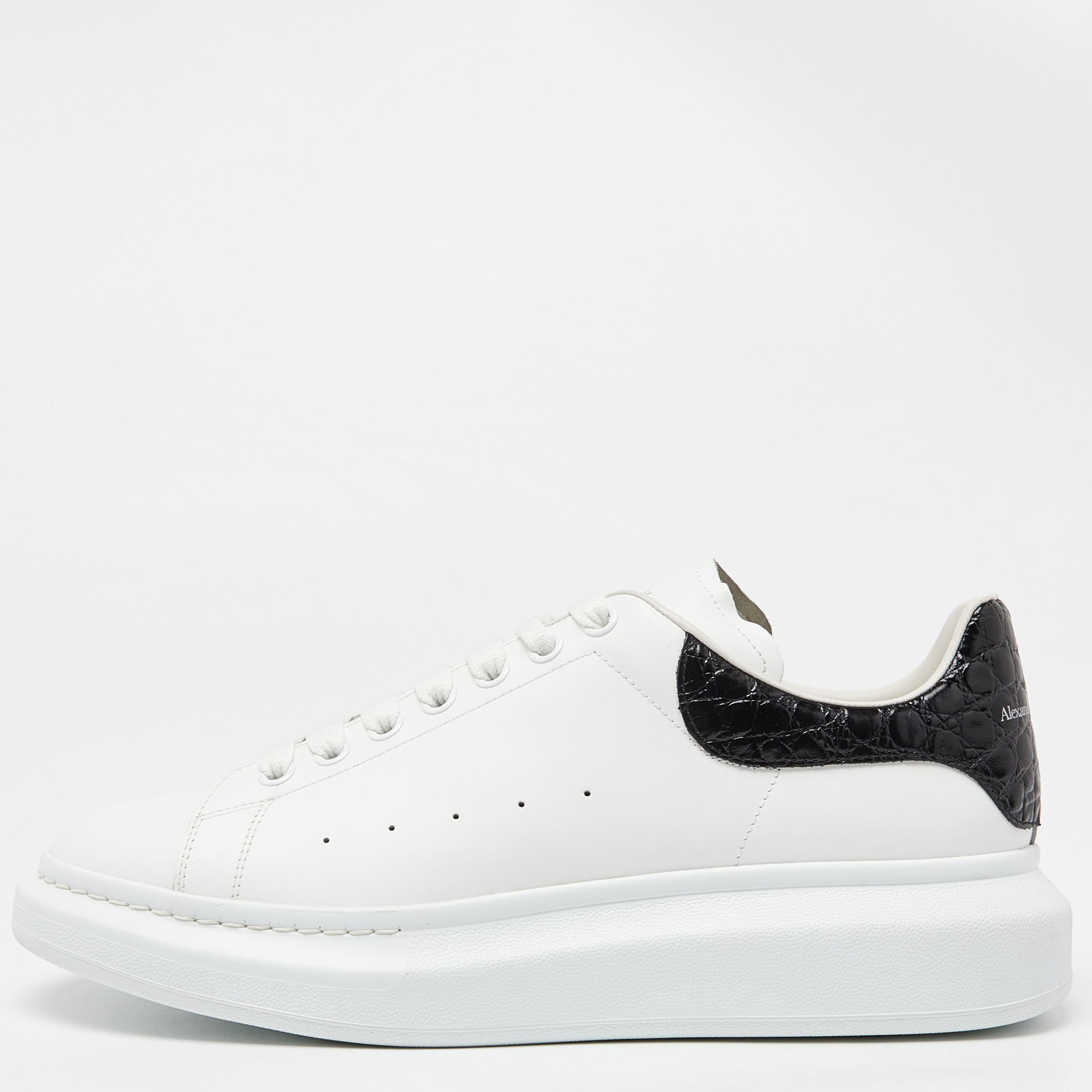 Alexander mcqueen white leather oversized low top sneakers size 45
