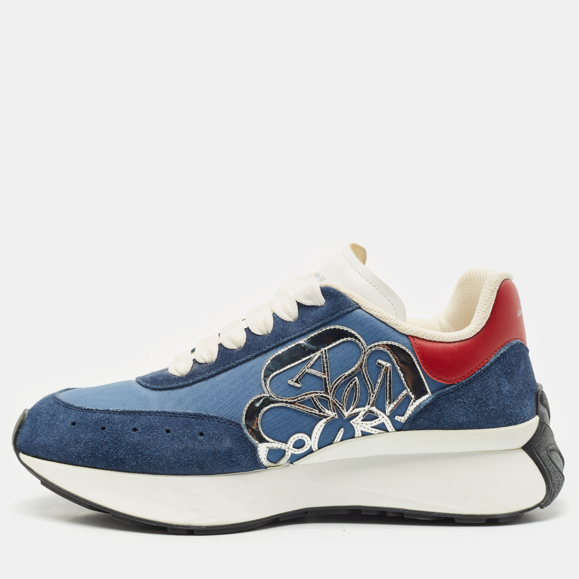 Alexander McQueen Navy Blue/Red Fabric, Leather and Suede Sprint Runner Sneakers Size
Alexander McQueen Navy Blue/Red Fabric, Leather and Suede Sprint Runner Sneakers Size