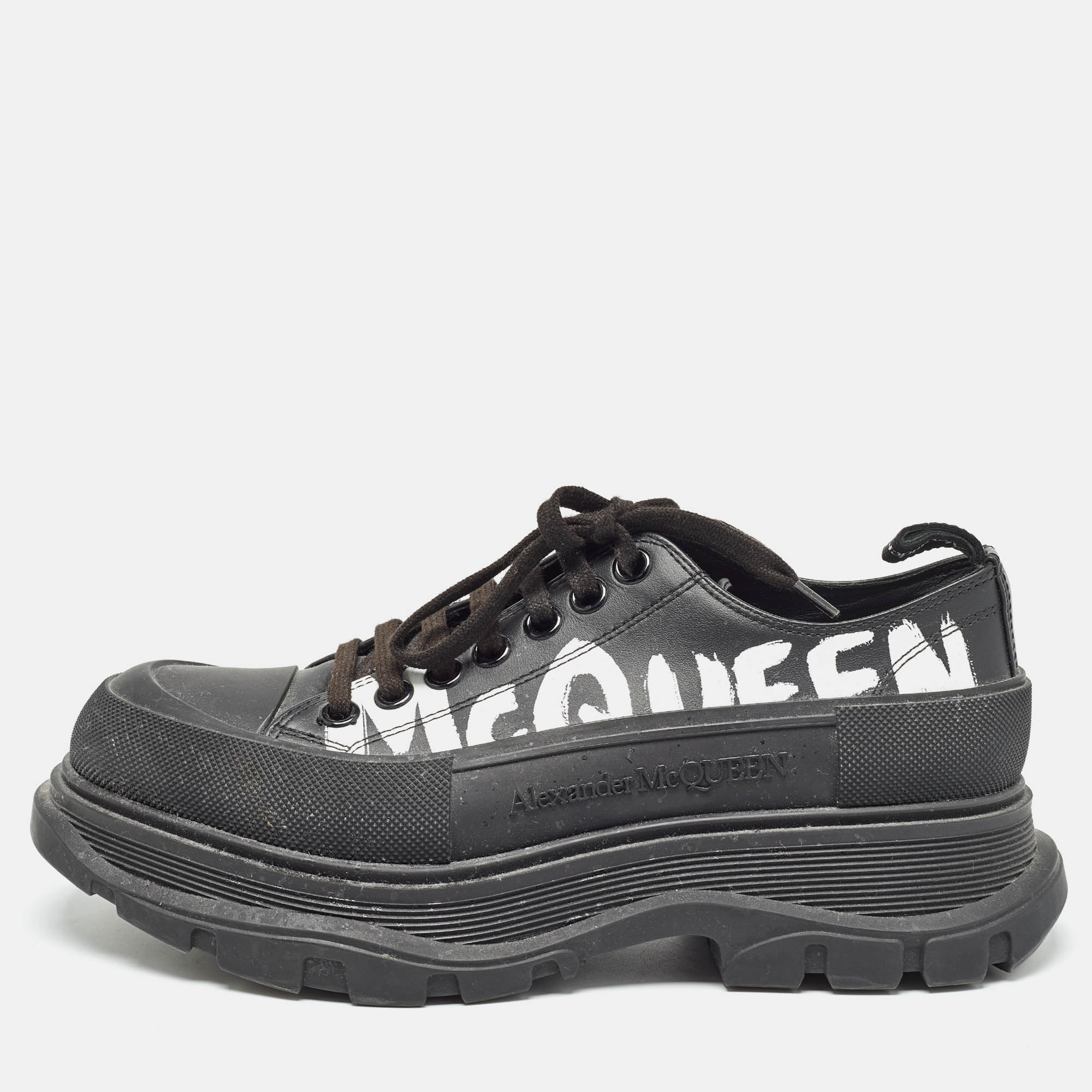 Alexander mcqueen black leather tread slick sneakers size 40