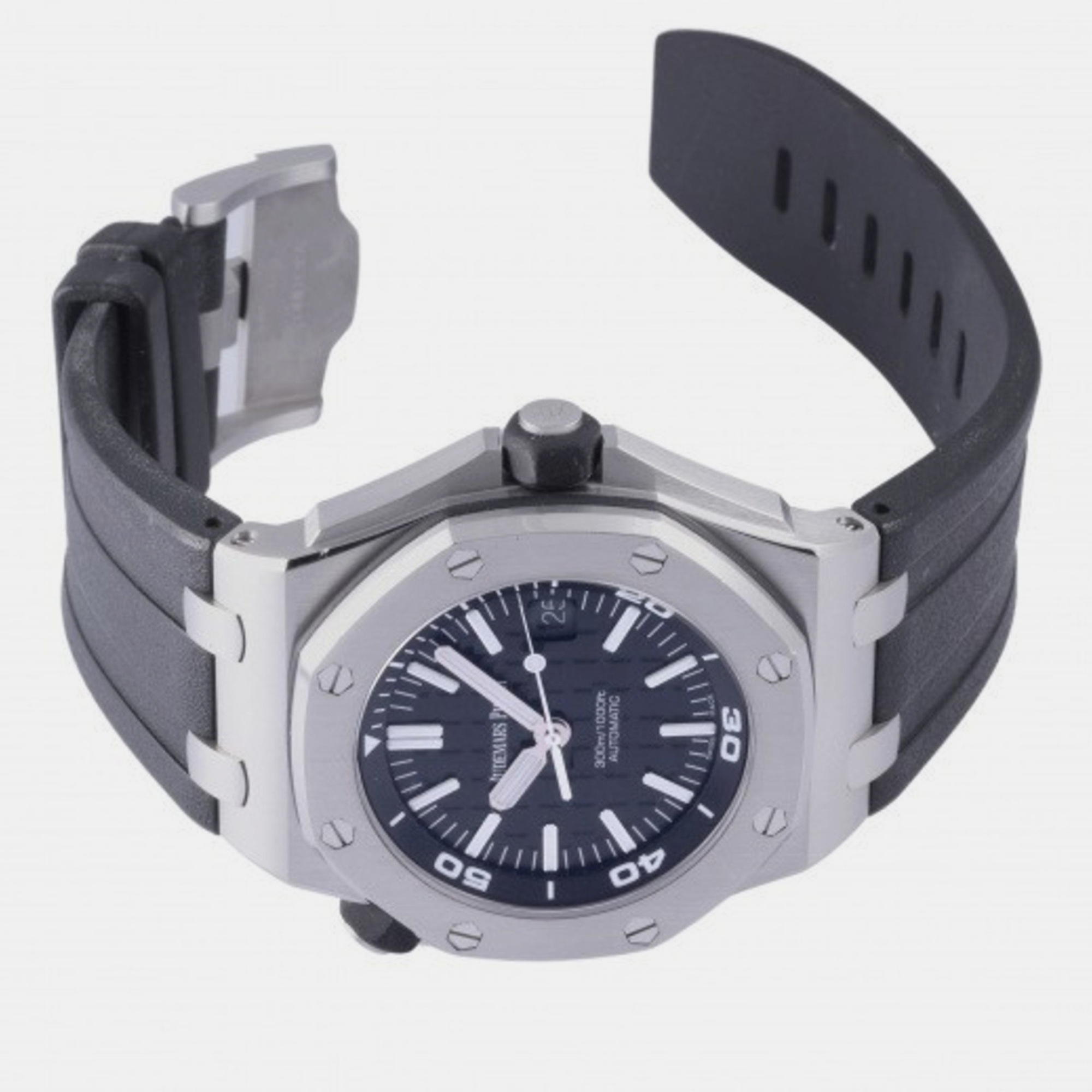 

Audemars Piguet Black Stainless Steel Royal Oak Offshore 15710ST.OO.A002CA.01 Automatic Men's Wristwatch 42 mm