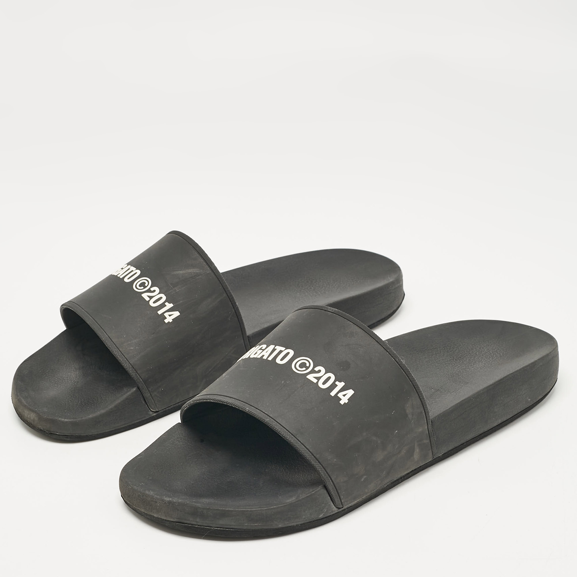 Axel Arigato Black Rubber Pool Slides Size 42