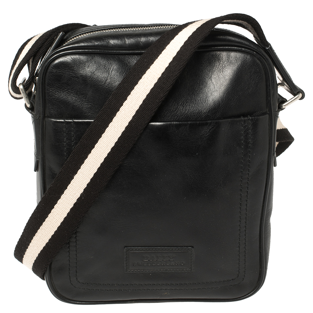 Bally Black Leather Front Pocket Messenger Bag