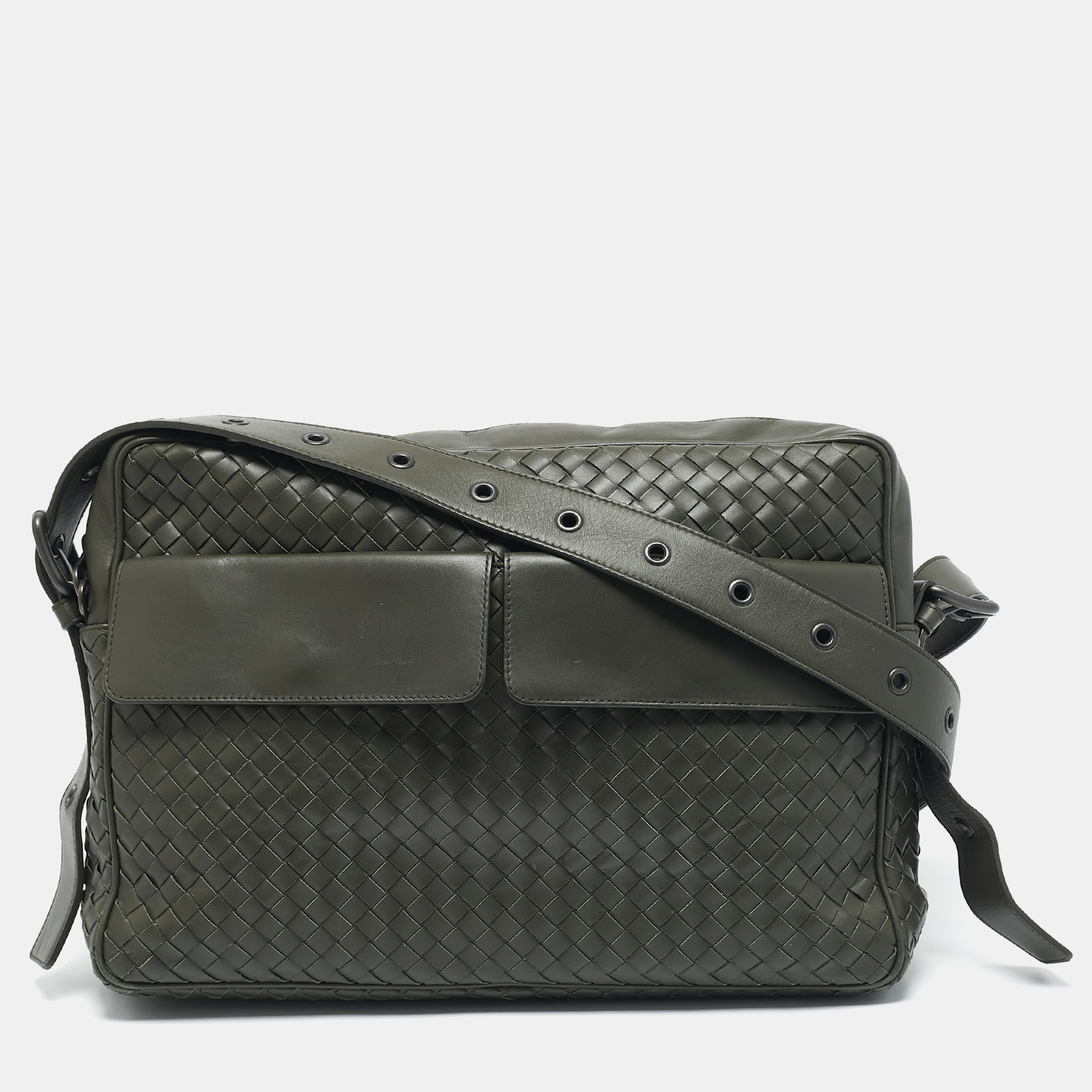 Bottega Veneta Green Intrecciato Leather Double Pocket Messenger Bag
Bottega Veneta Green Intrecciato Leather Double Pocket Messenger Bag