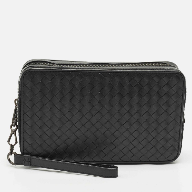 Bottega Veneta Black Intrecciato Leather Double Zip Wristlet Pouch
Bottega Veneta Black Intrecciato Leather Double Zip Wristlet Pouch