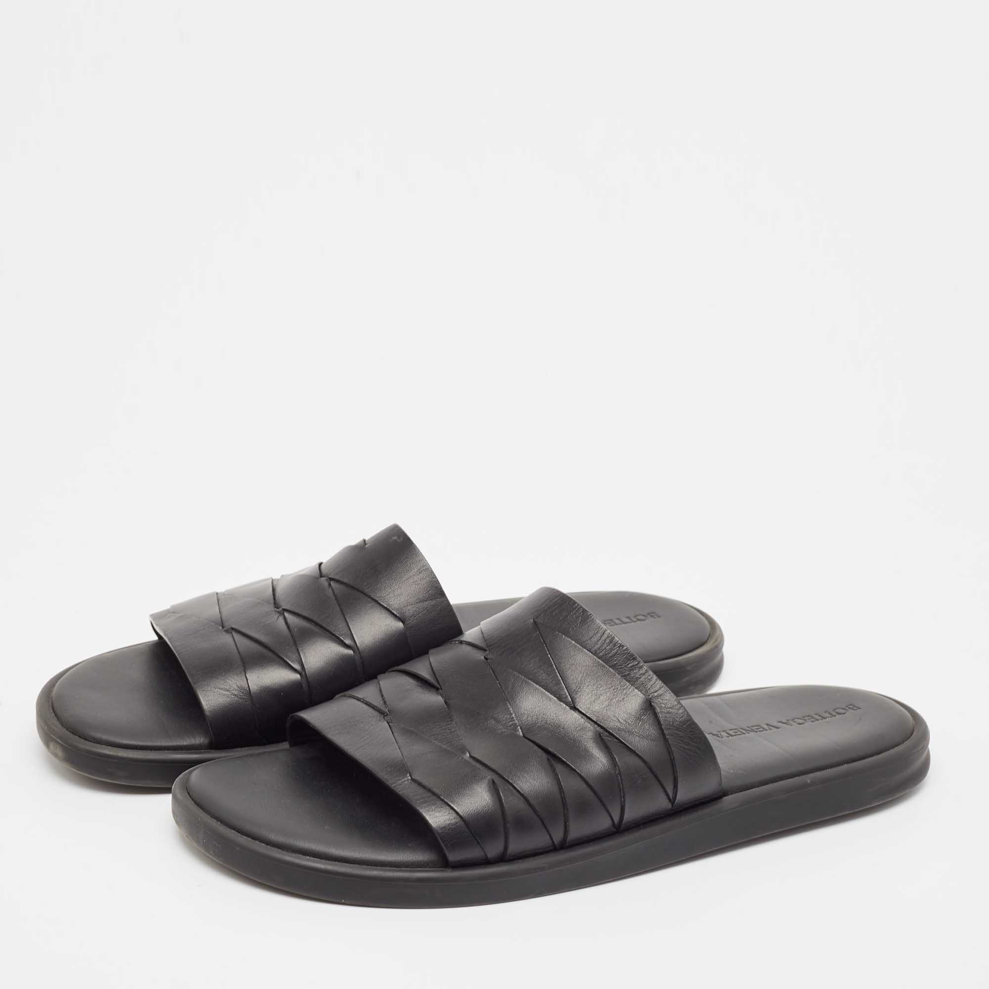 Bottega Veneta Black Leather Flat Slides Size 44