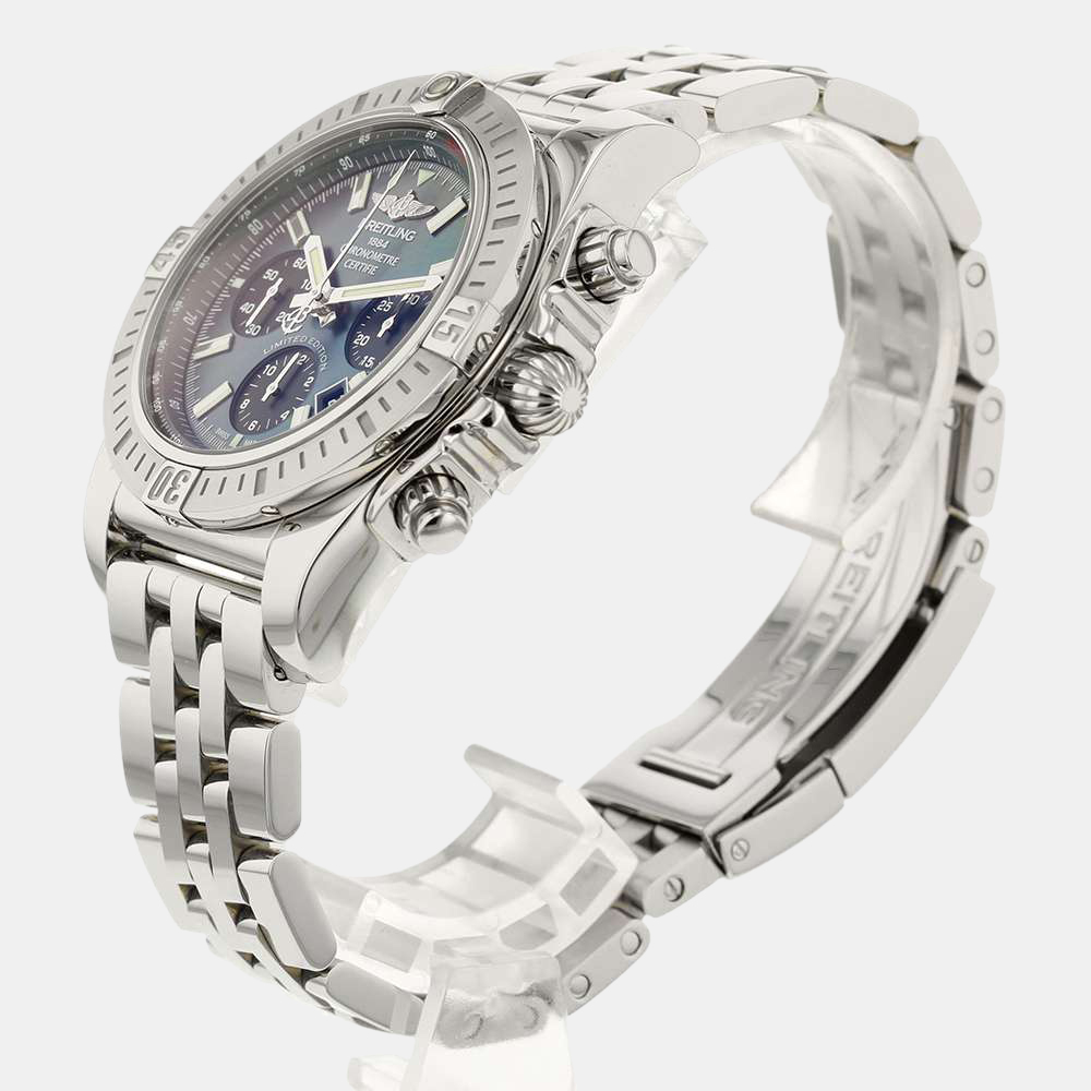 Breitling Blue Shell Stainless Steel Chronomat AB01152A/BH20 Automatic Men's Wristwatch 44 mm
Breitling Blue Shell Stainless Steel Chronomat AB01152A/BH20 Automatic Men's Wristwatch 44 mm