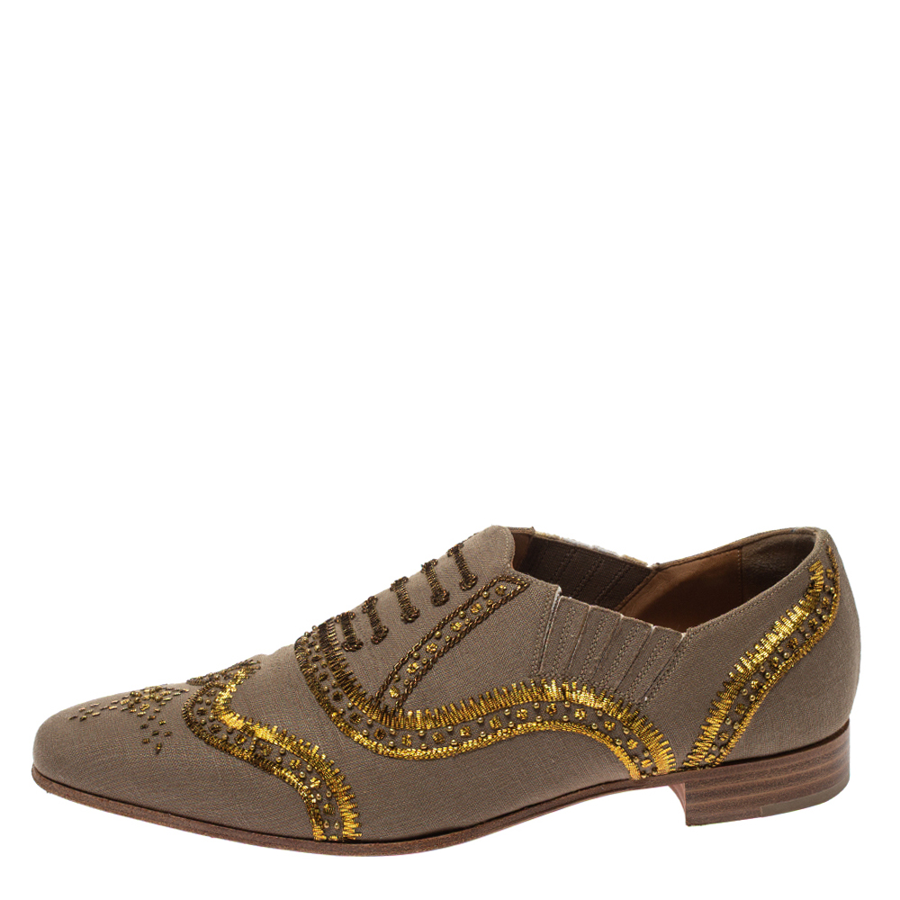 Christian Louboutin Beige Fabric Embellishments Paramount Slip On Oxfords Size
Christian Louboutin Beige Fabric Embellishments Paramount Slip On Oxfords Size
