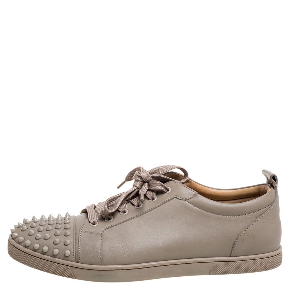 Christian Louboutin Beige Leather Louis Junior Spikes Low Top Sneakers Size
Christian Louboutin Beige Leather Louis Junior Spikes Low Top Sneakers Size