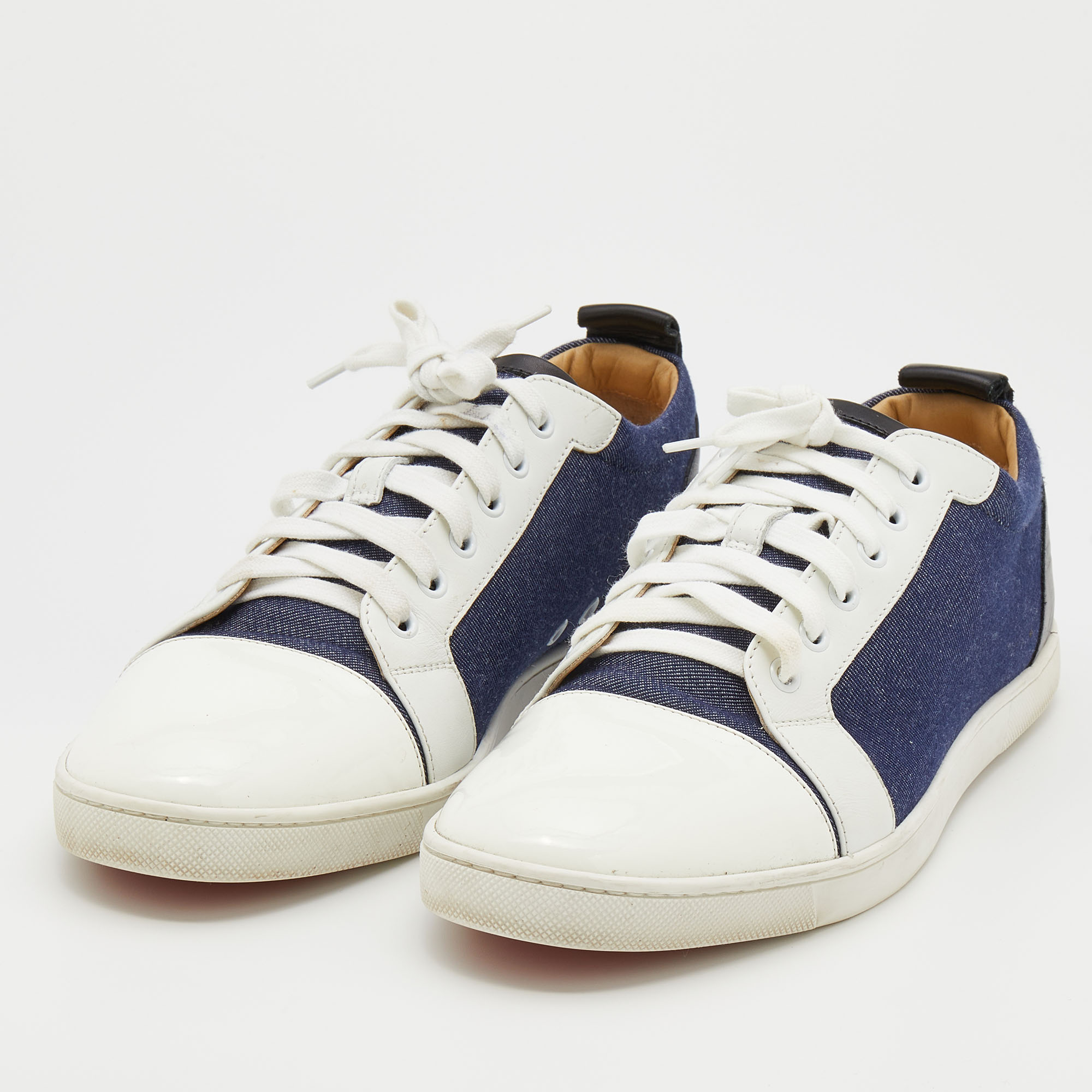 Christian Louboutin Tri-Color Leather And Denim Cap Toe Low Top Sneakers Size, Multicolor
Christian Louboutin Tri-Color Leather And Denim Cap Toe Low Top Sneakers Size, Multicolor