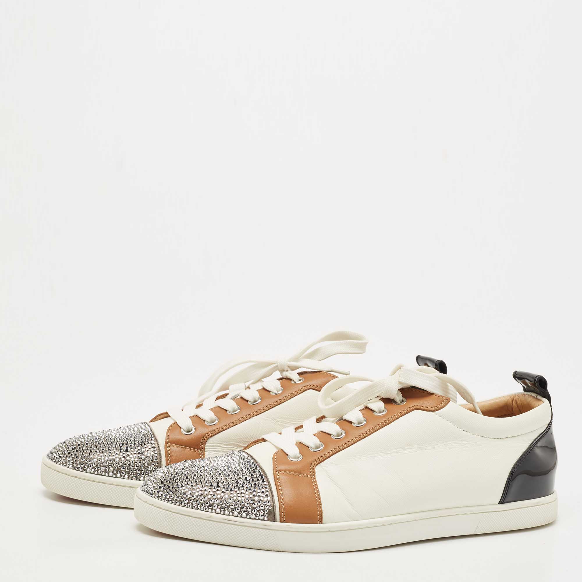 Christian Louboutin Multicolor Leather and Glitter Strass Cap Toe Low Top Sneakers Size
Christian Louboutin Multicolor Leather and Glitter Strass Cap Toe Low Top Sneakers Size