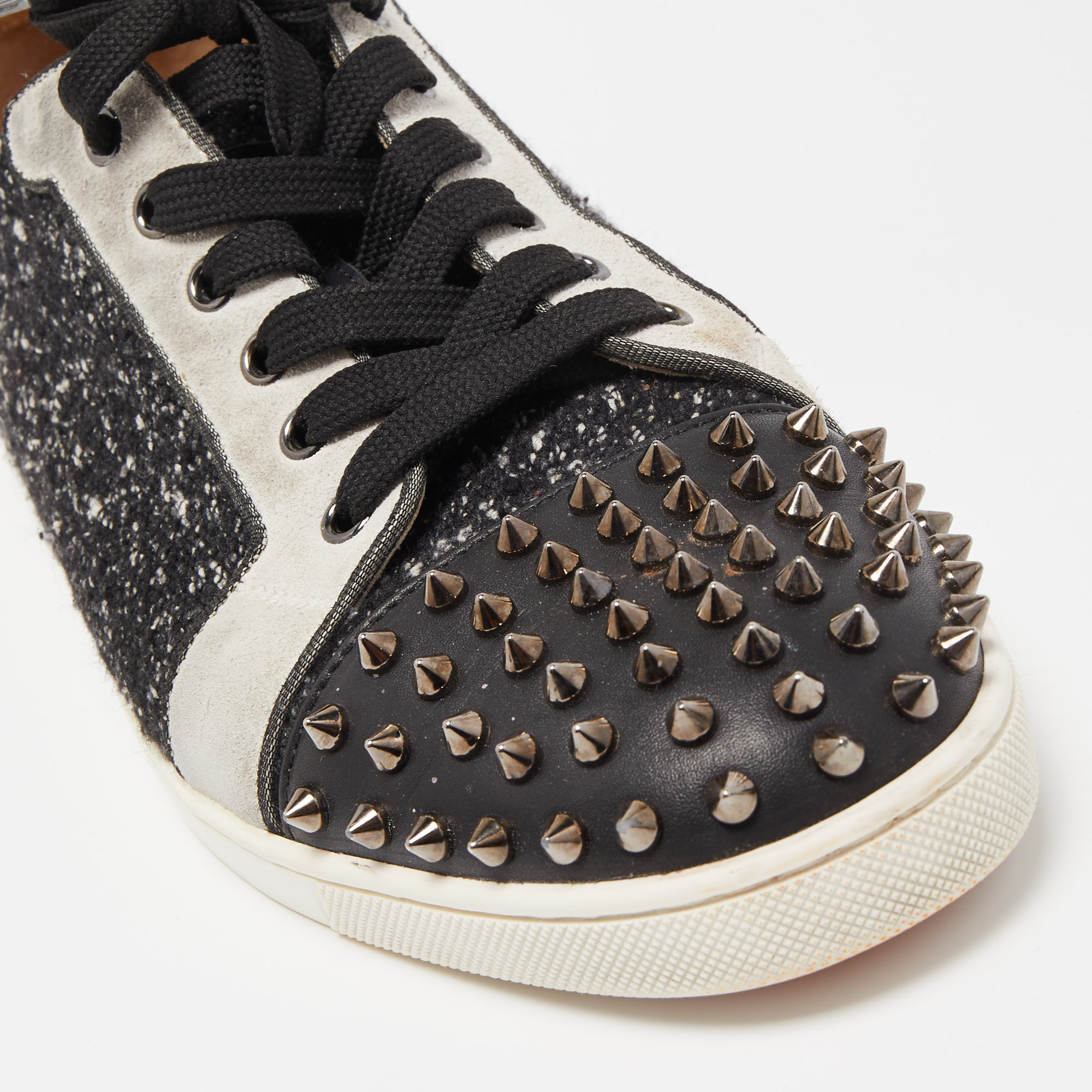 Christian Louboutin Tricolor Leather And Fabric Louis Junior Spikes Low Top Sneakers Size 43.5
