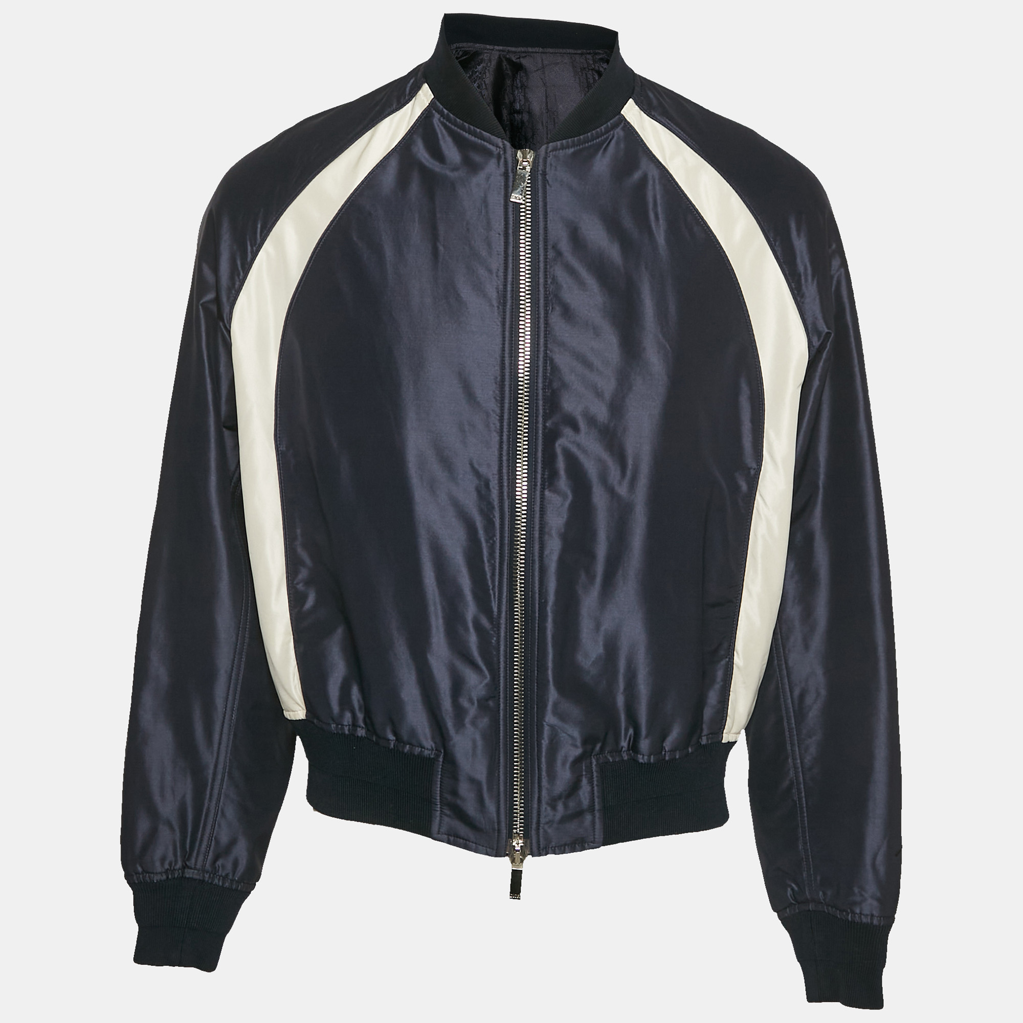 Dior Homme x Air Jordan Navy Blue Logo Embroidery Silk Zip-Up Bomber Jacket M
Dior Homme x Air Jordan Navy Blue Logo Embroidery Silk Zip-Up Bomber Jacket M