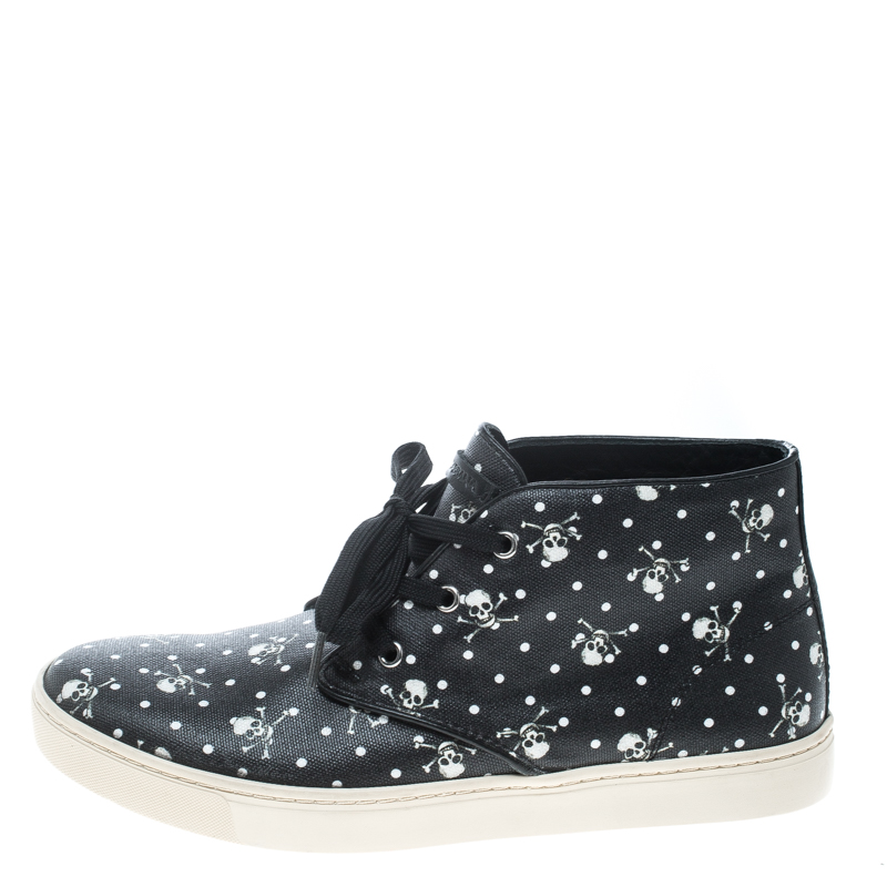 Dolce & Gabbana Black Skull and Cross Bone Print Canvas High Top Sneakers Size
Dolce & Gabbana Black Skull and Cross Bone Print Canvas High Top Sneakers Size