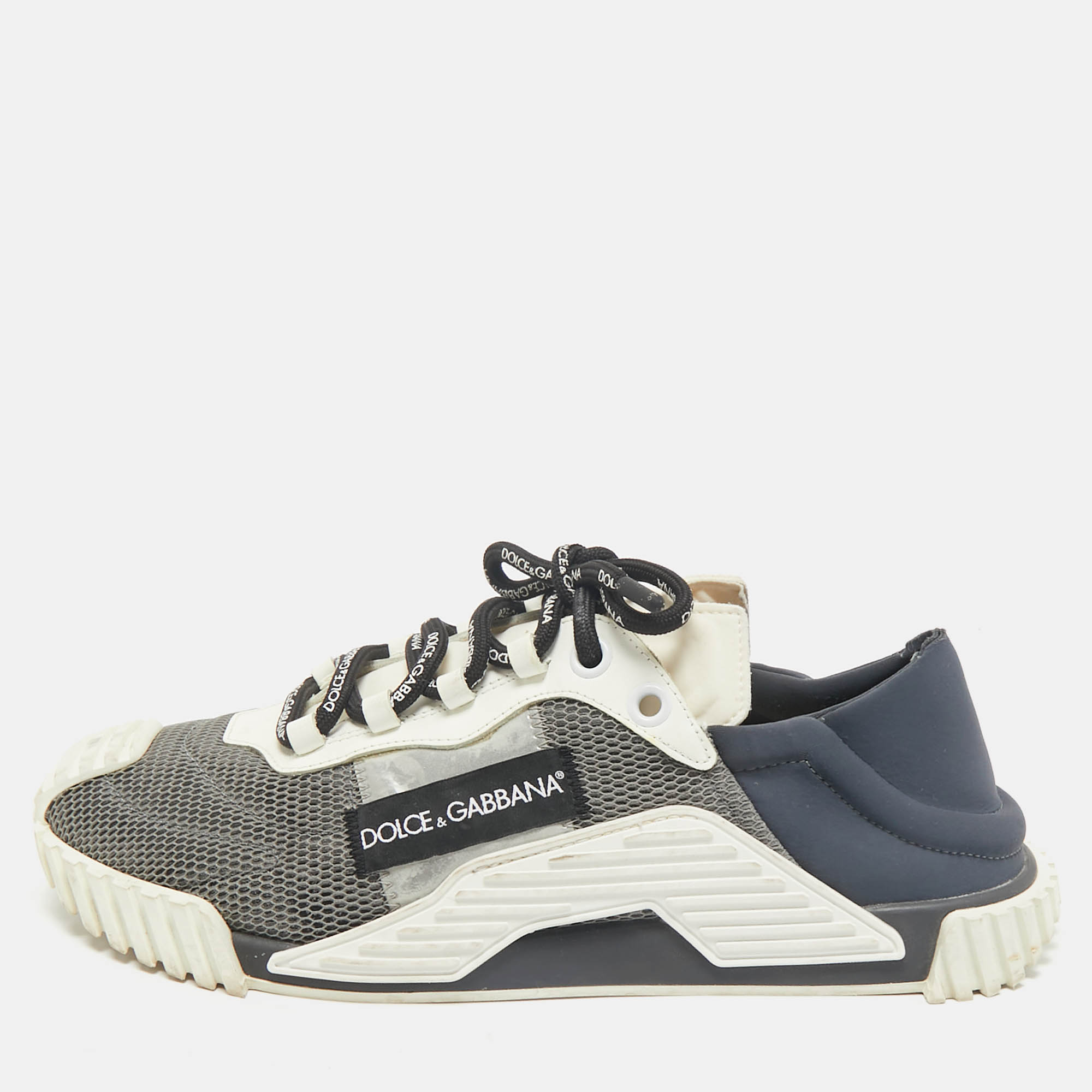 Dolce & Gabbana Black Mesh and Nylon Dymaster Lace Up Sneakers Size
Dolce & Gabbana Black Mesh and Nylon Dymaster Lace Up Sneakers Size