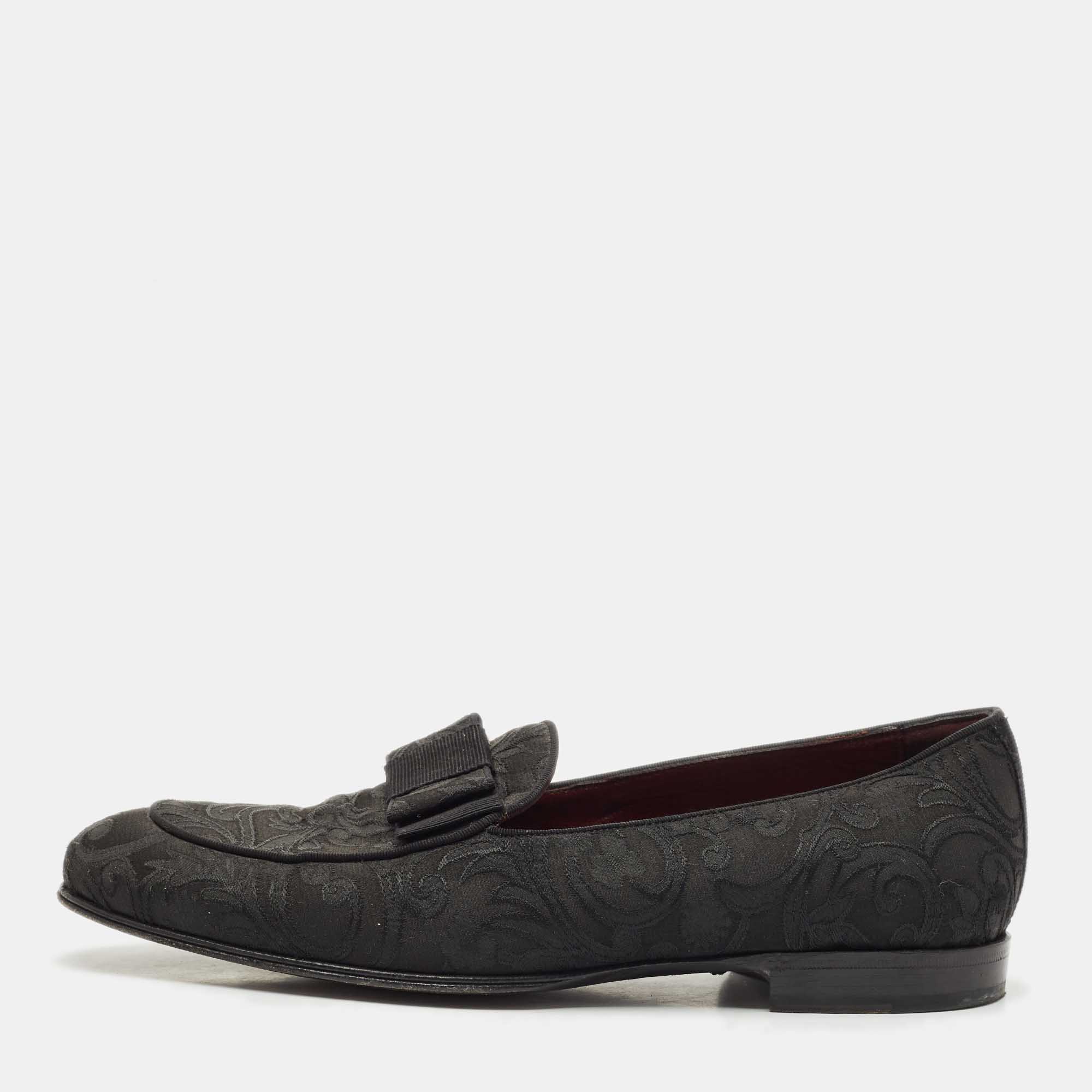Dolce & Gabbana Black Jacquard Baroque Slip On Loafers Size 40
Dolce & Gabbana Black Jacquard Baroque Slip On Loafers Size 40