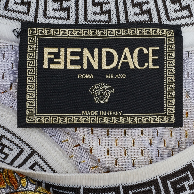 Fendace White Baroque Printed Perforated Knit Sweatshirt L