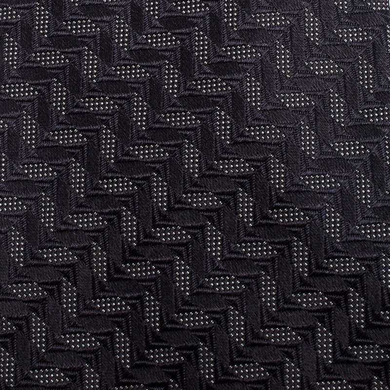 

Giorgio Armani Anthracite Grey Geometric Pattern Silk Jacquard Classic Tie