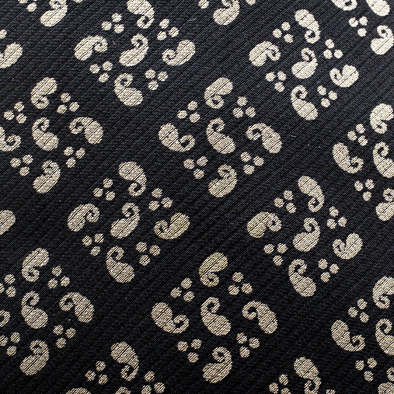 

Giorgio Armani Cravatte Black Paisley Printed Silk Traditional Tie