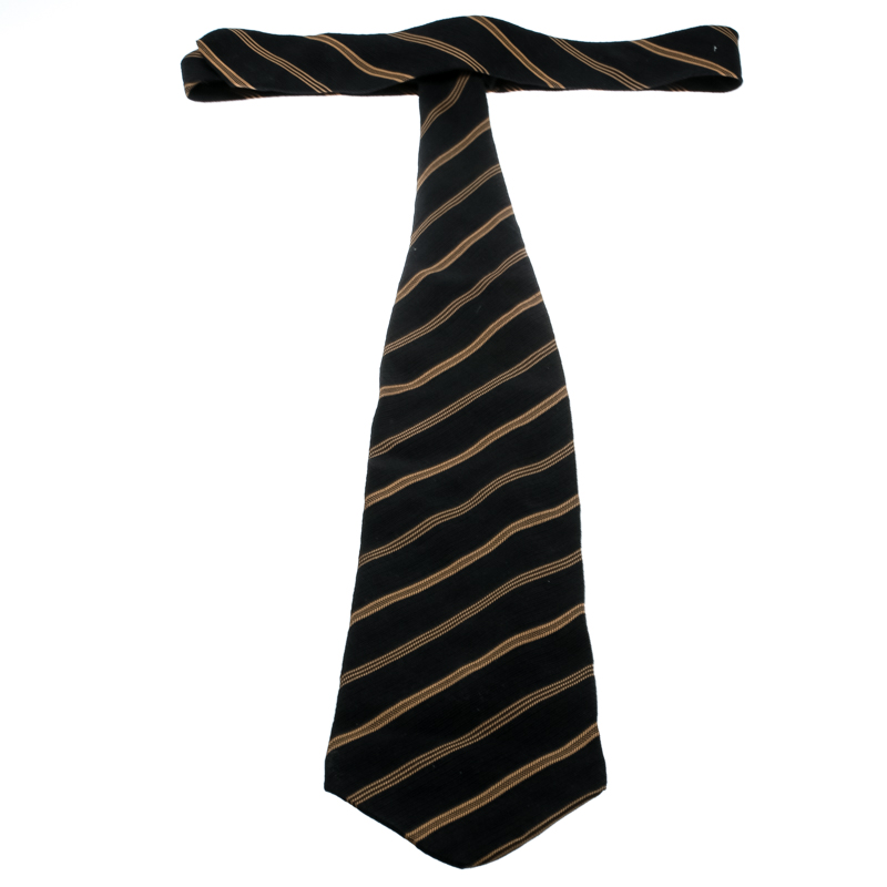 Giorgio Armani Cravatte Black And Beige Diagonal Striped Jacquard Traditional Tie