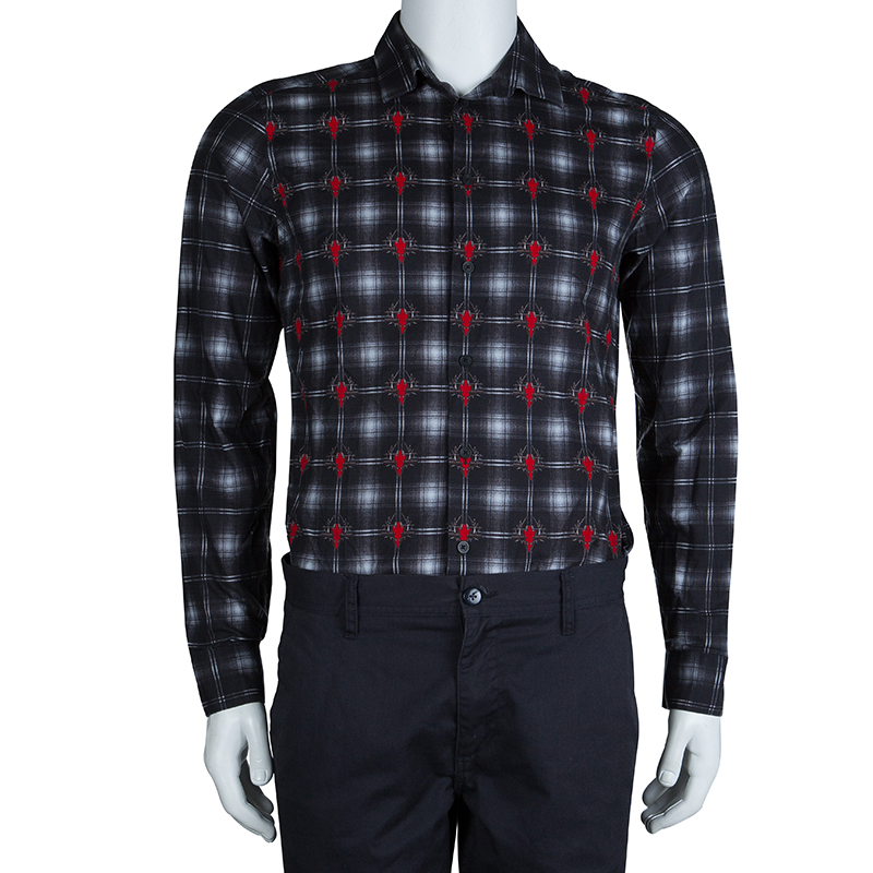 Givenchy Grey and Red Printed Checked Long Sleeve Buttondown Cotton Shirt
Givenchy Grey and Red Printed Checked Long Sleeve Buttondown Cotton Shirt