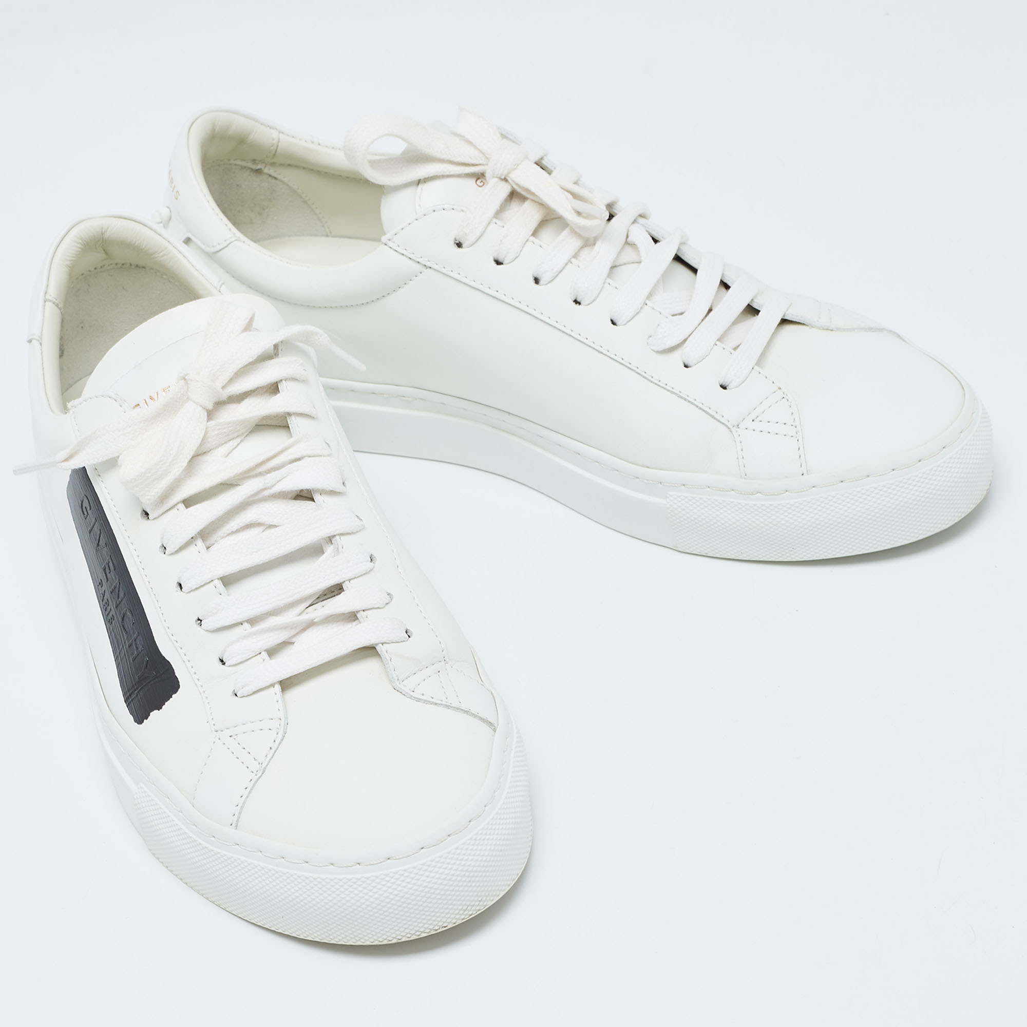 Givenchy White Leather Low Top Sneakers Size 40
