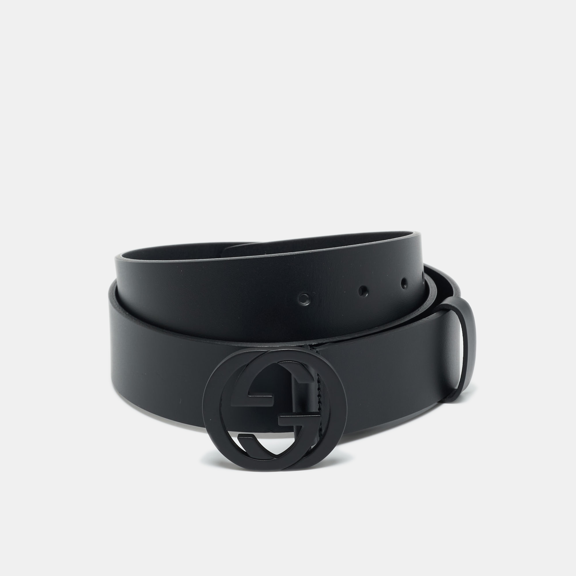 Gucci Black Leather Interlocking G Belt 95CM
Gucci Black Leather Interlocking G Belt 95CM