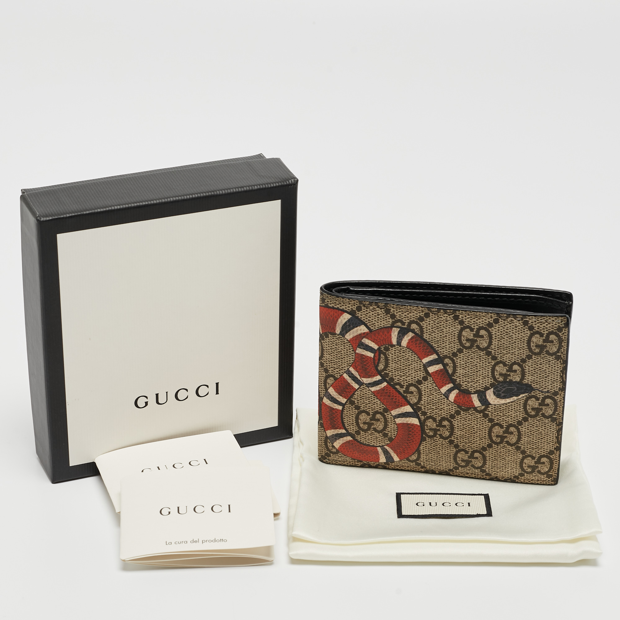 Gucci Beige GG Supreme Canvas Kingsnake Print Bifold Wallet