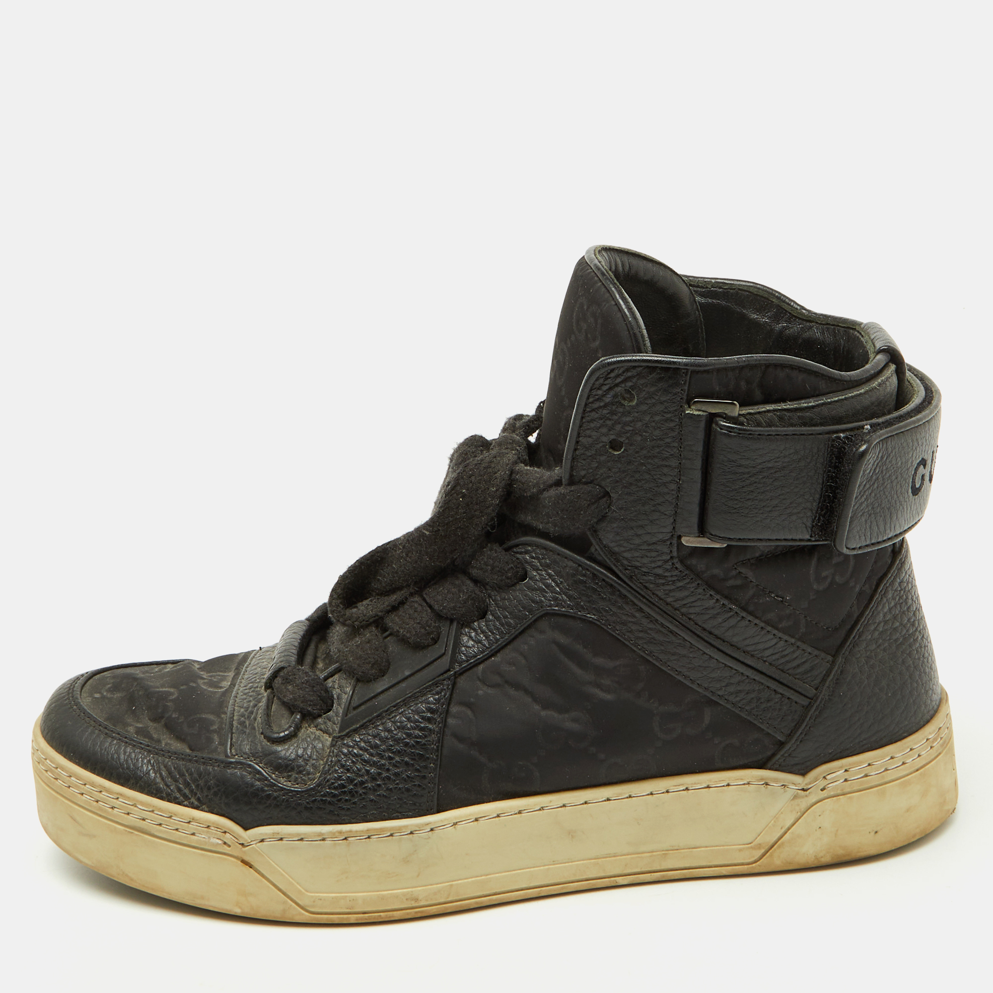 Gucci Black Leather and Nylon GG Guccissima High Top Sneakers Size 41
Gucci Black Leather and Nylon GG Guccissima High Top Sneakers Size 41