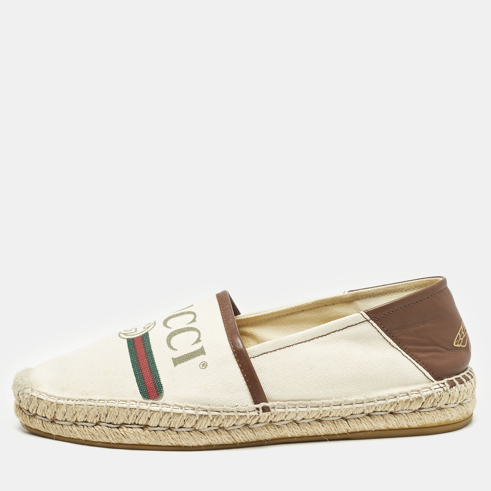 Gucci Cream/Dark Brown Canvas and Leather Logo Slip On Espadrille Flats Size 39
Gucci Cream/Dark Brown Canvas and Leather Logo Slip On Espadrille Flats Size 39