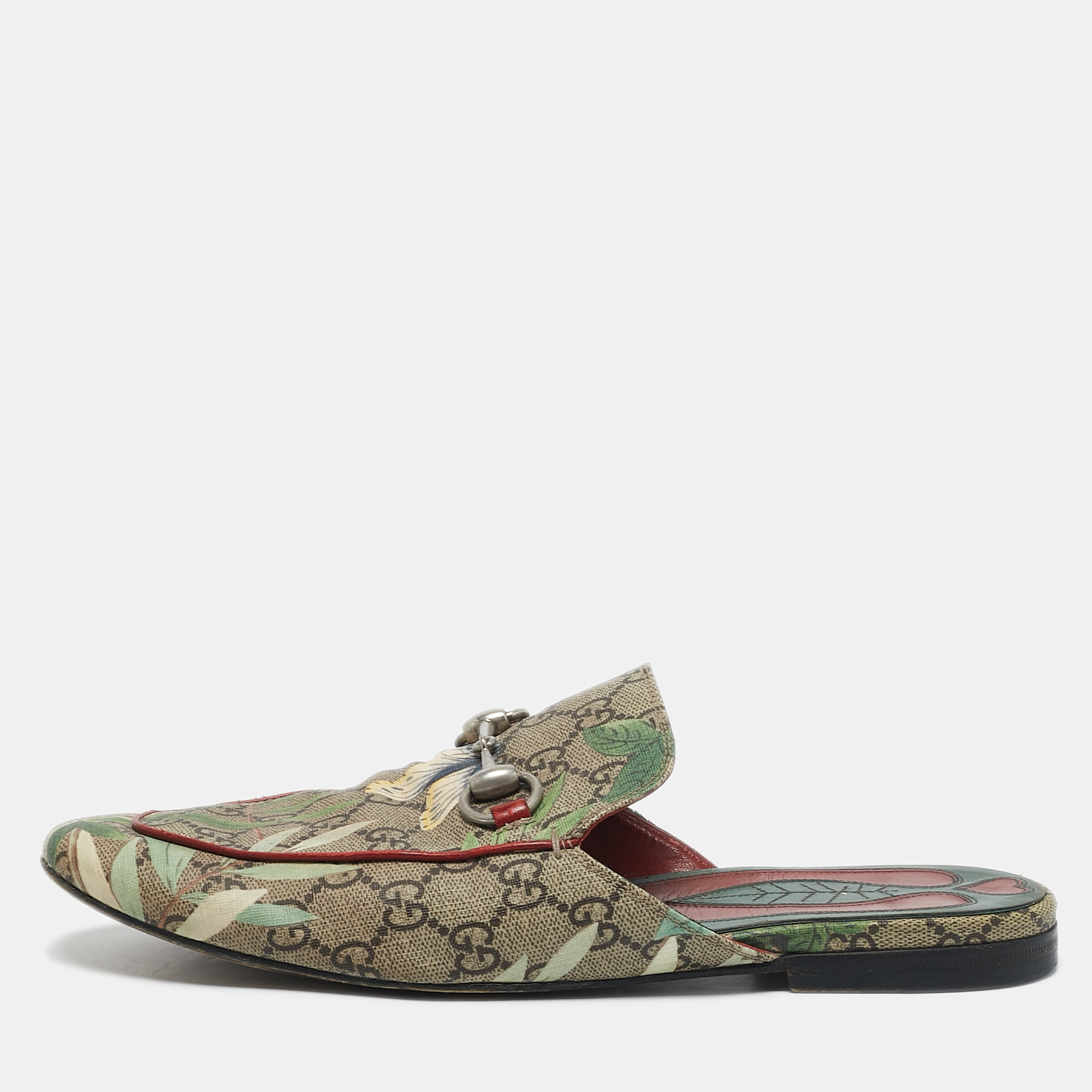 Gucci Multicolor Tian Print GG Supreme Canvas Horsebit Flat Mules Size 40
Gucci Multicolor Tian Print GG Supreme Canvas Horsebit Flat Mules Size 40
