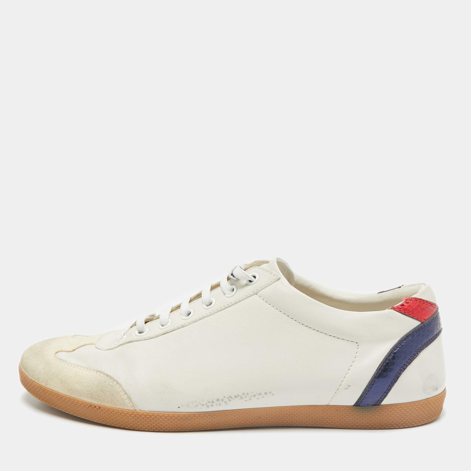 Gucci White Leather and Suede GG Marmont Low Top Sneakers Size 43
Gucci White Leather and Suede GG Marmont Low Top Sneakers Size 43