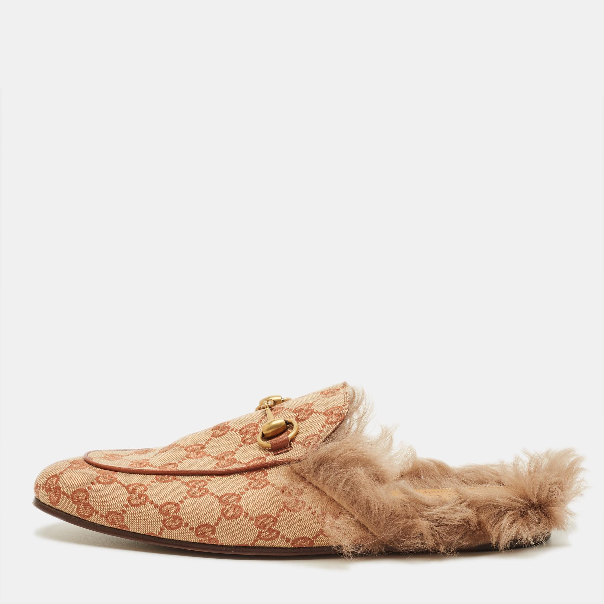Gucci Brown Canvas and Fur Lined Princetown Flat Mules Size 41
Gucci Brown Canvas and Fur Lined Princetown Flat Mules Size 41