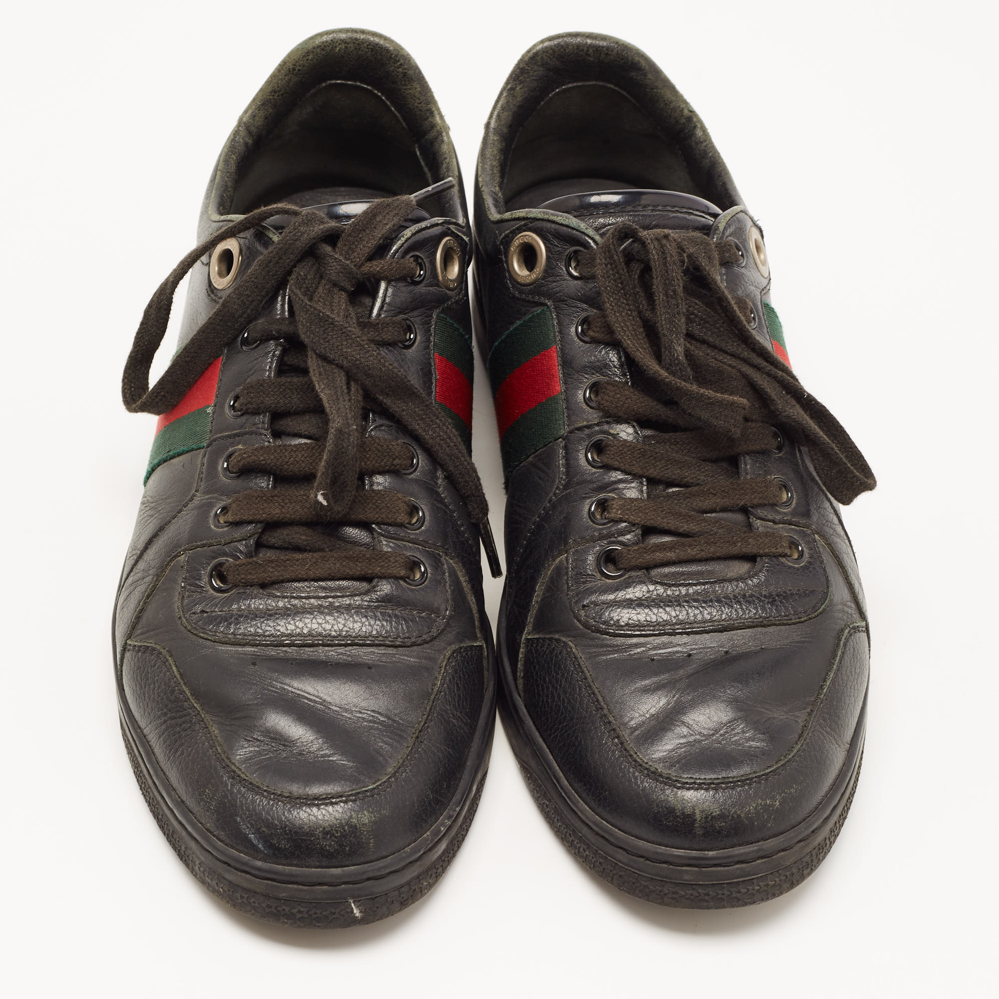 Gucci Black Leather Low Top Sneakers Size 41
