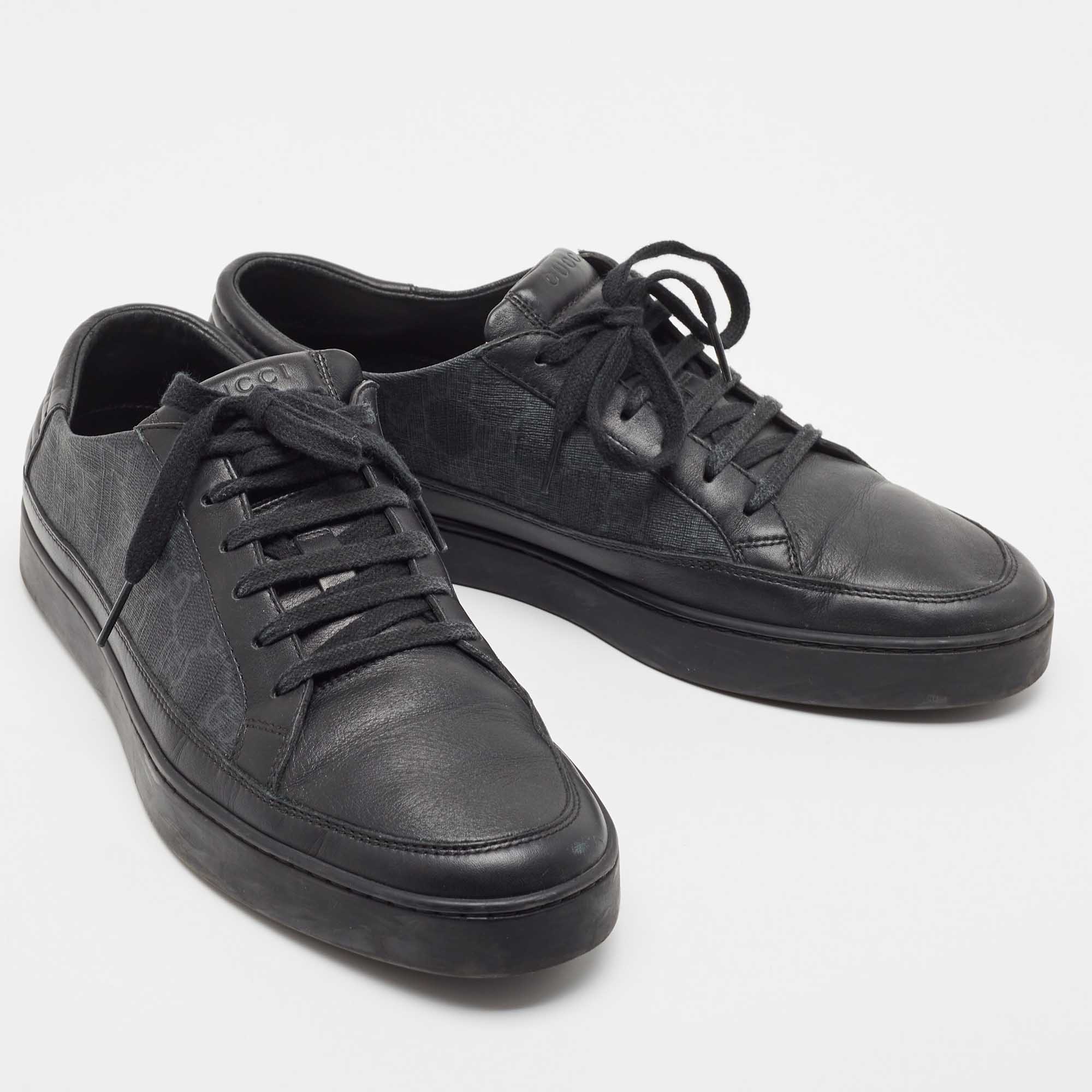 Gucci Black Leather And GG Supreme Canvas Low Top Sneakers Size 43