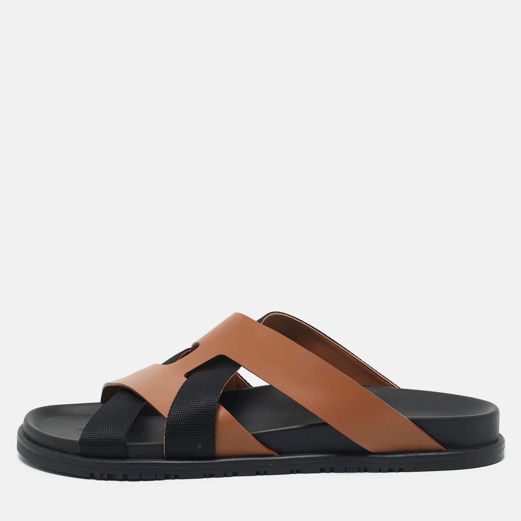 Hermes Brown/Black Leather and Fabric Kazimir Flat Sandals Size
Hermes Brown/Black Leather and Fabric Kazimir Flat Sandals Size