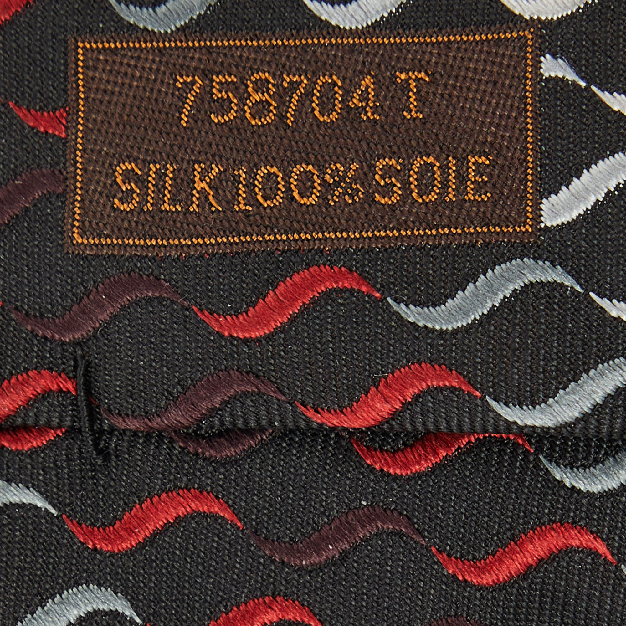 Hermès Black Wave Pattern Silk Classic Tie