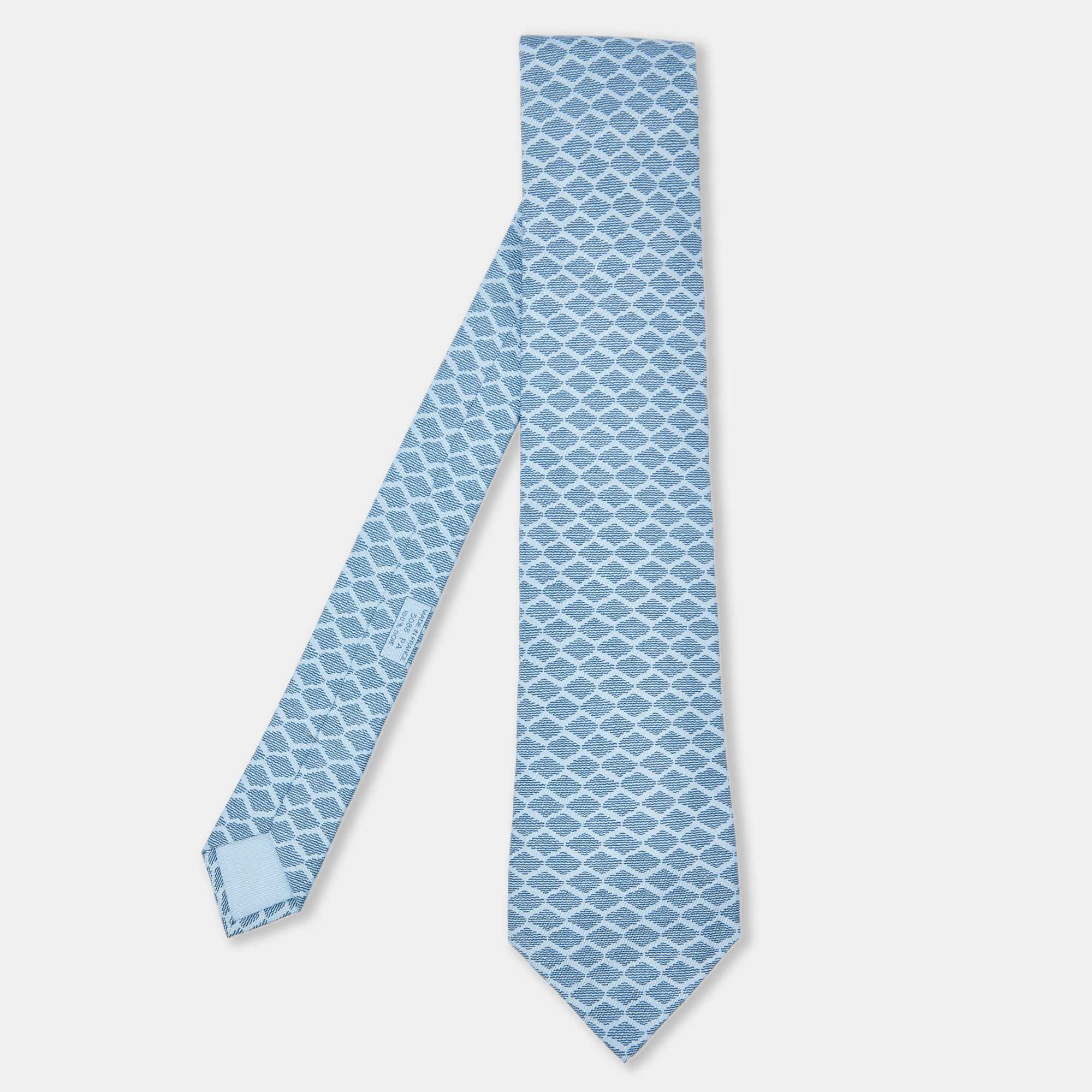 Hermes herm&egrave;s blue wave print silk classic tie