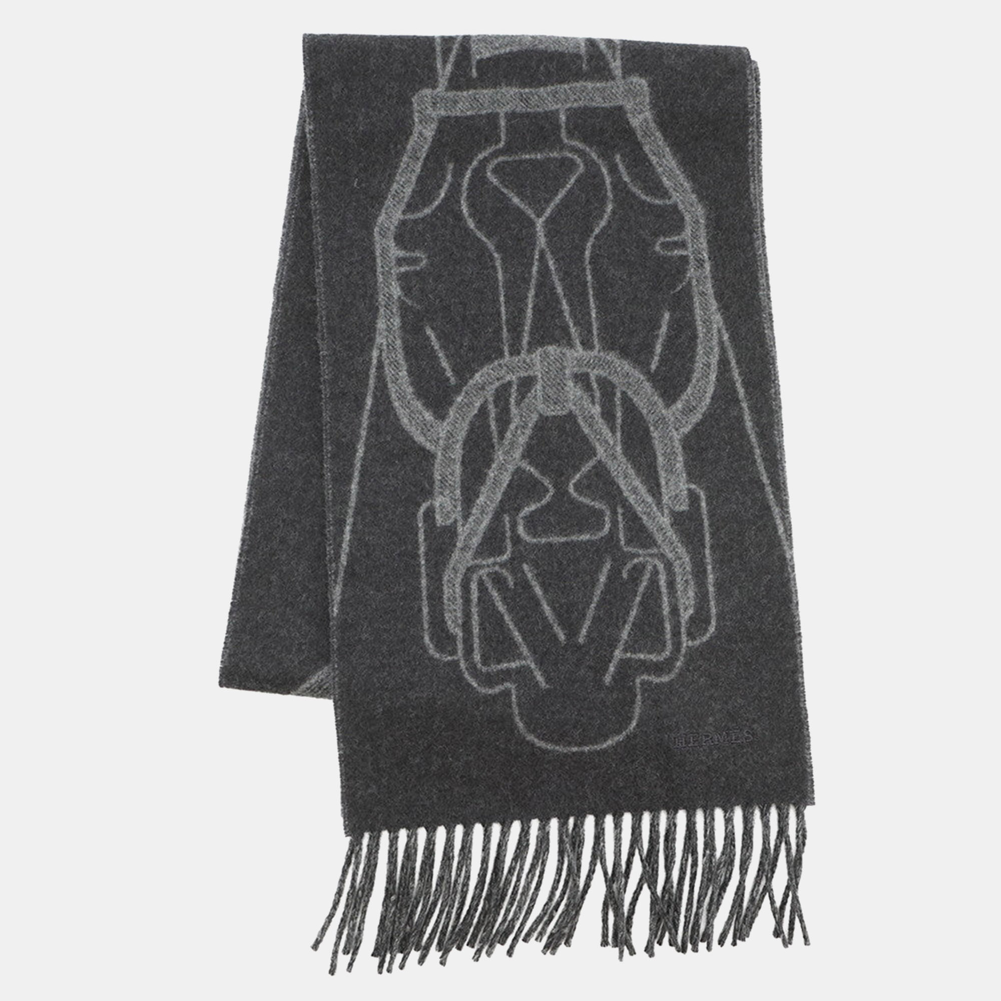 Hermes Scarf Te Te Equestre Anthracite/Gris Cineh 04 Cashmere100%, Grey
Hermes Scarf Te Te Equestre Anthracite/Gris Cineh 04 Cashmere100%, Grey