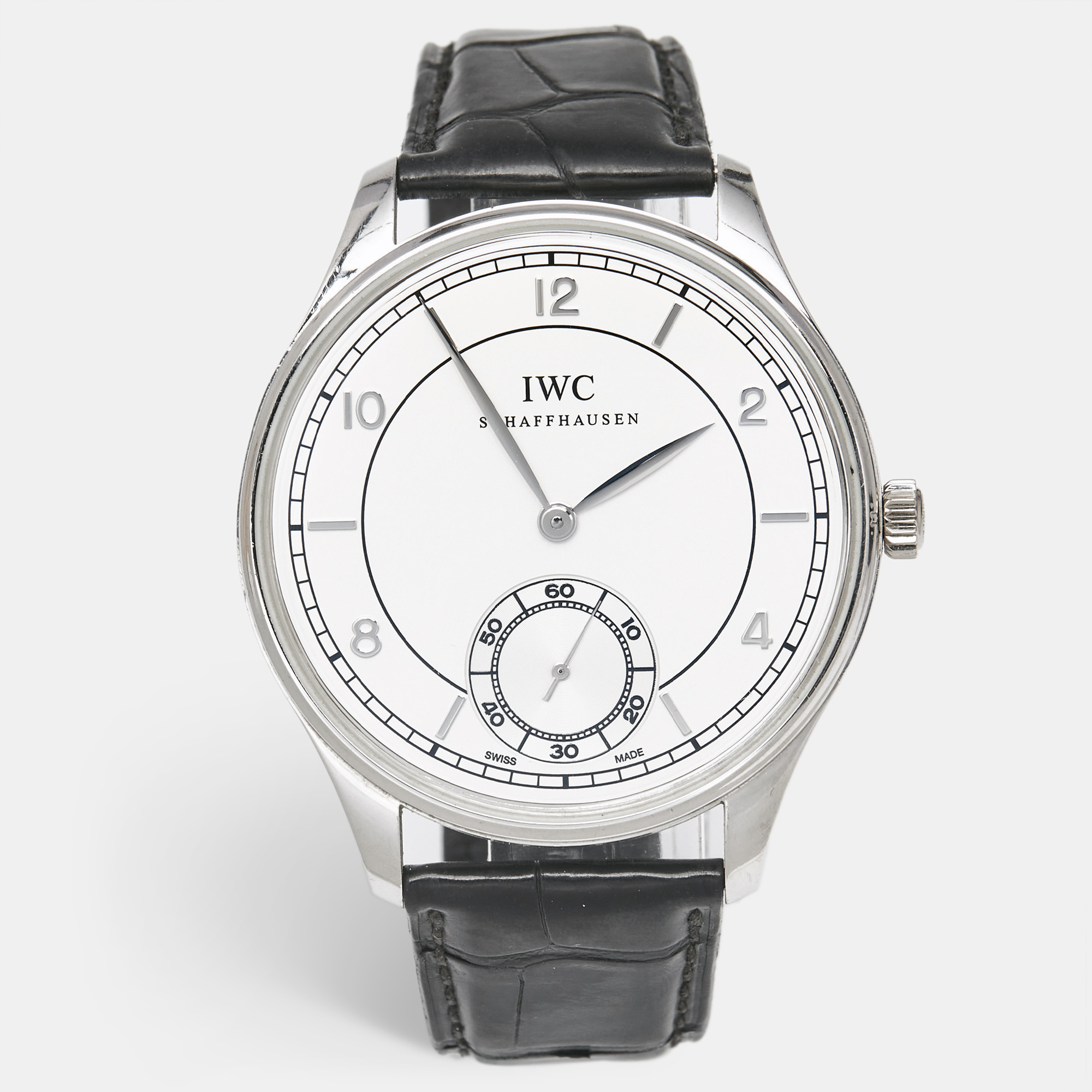 IWC Schaffhausen Silver Platinum Alligator Leather Limited Edition Portuguese IW5445-05 Men's Wristwatch
IWC Schaffhausen Silver Platinum Alligator Leather Limited Edition Portuguese IW5445-05 Men's Wristwatch