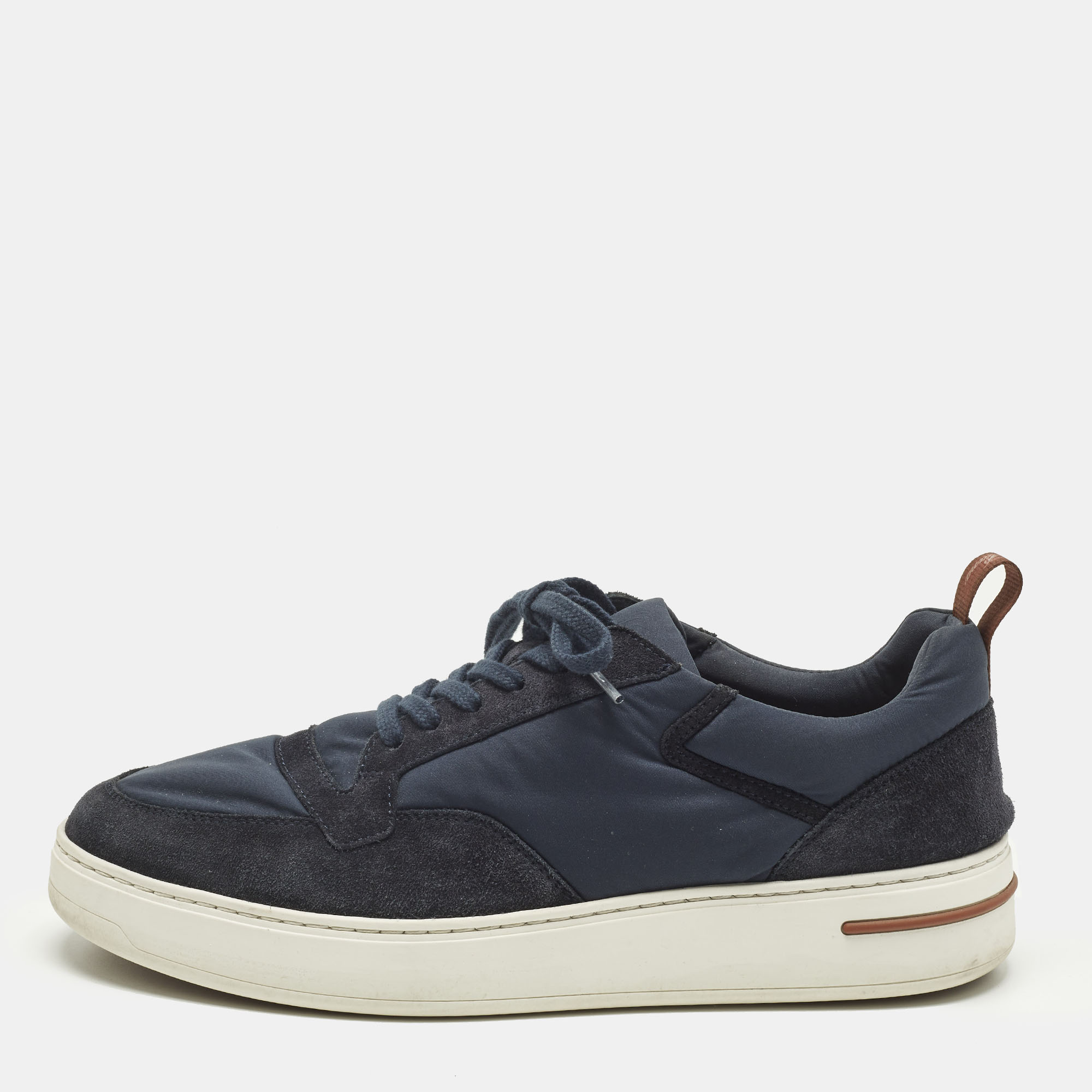 Loro Piana Navy Blue Neoprene and Suede Tennis Walk Lace Up Sneakers Size
Loro Piana Navy Blue Neoprene and Suede Tennis Walk Lace Up Sneakers Size