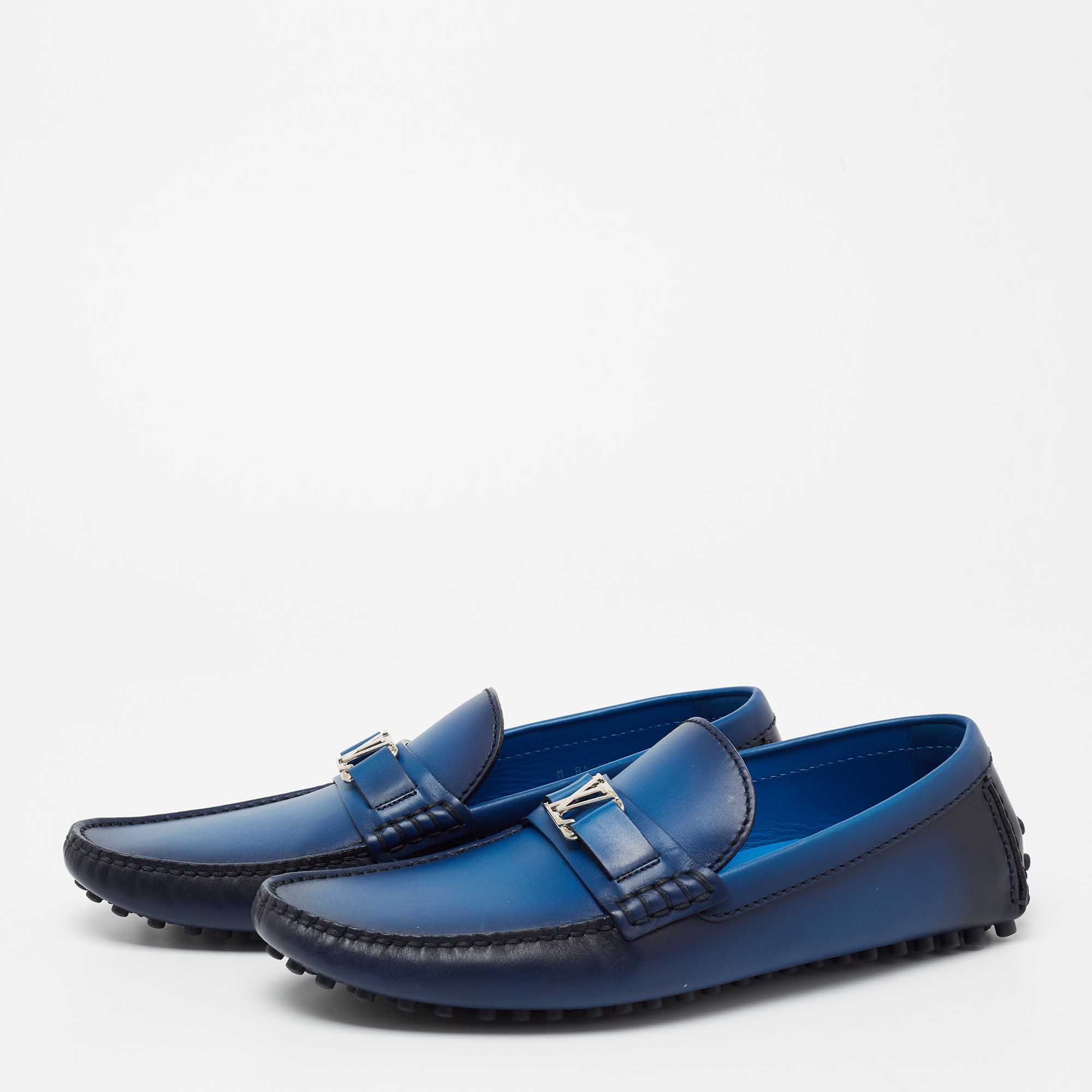 

Louis Vuitton Blue Two-Tone Leather Major Slip On Loafers Size
